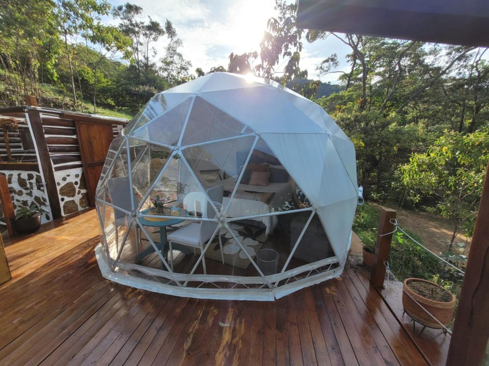 Glamping Sol & Luna VR