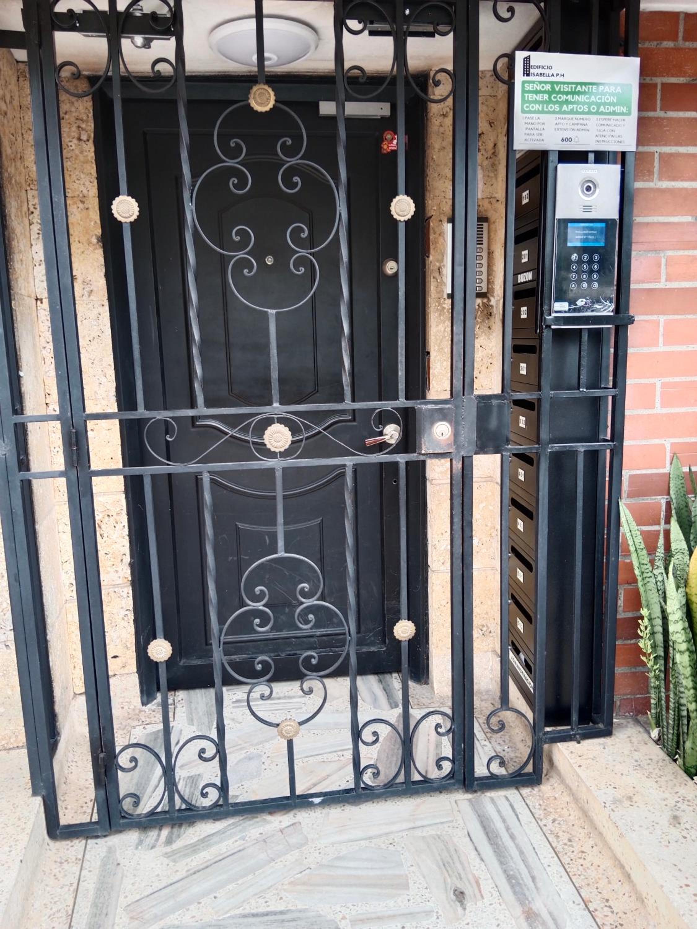 501-Duplex parking private gran vista central a 8 min del norte y centro