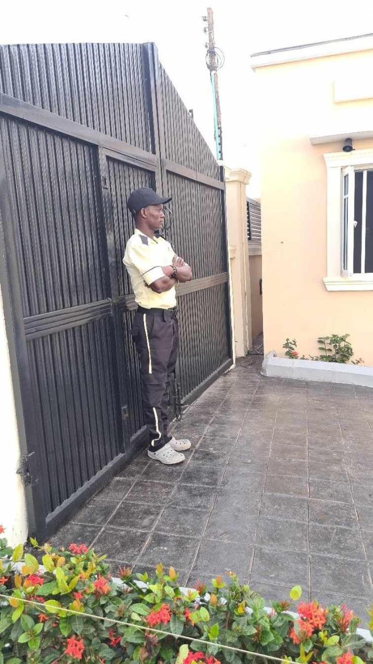 IBADAN LUXURY APARTMENT view 2
