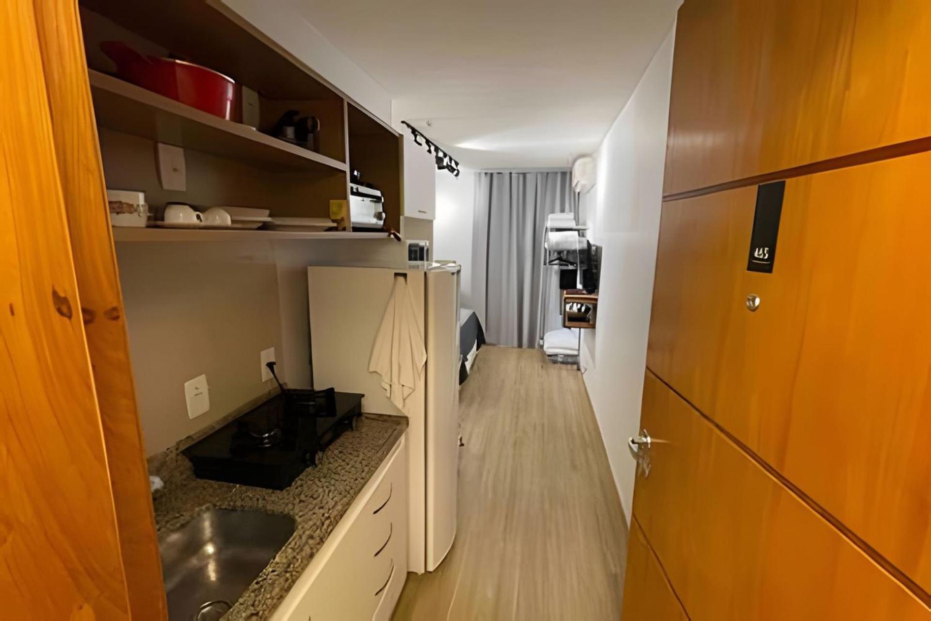 Life Resort beira lago próx a esplanada