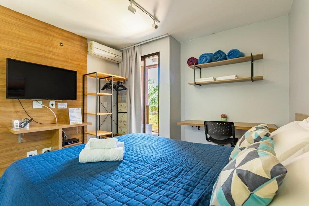 Life Resort beira lago próx a esplanada