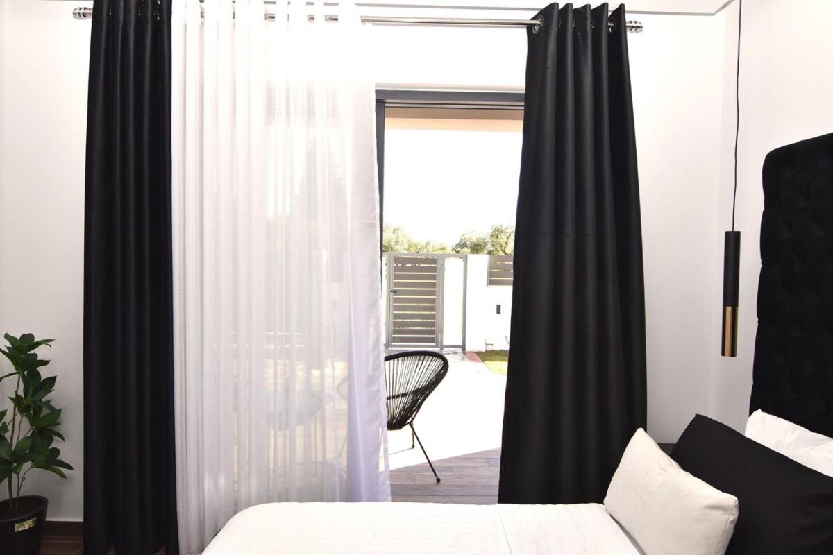 Mamica Luxury Villa photo 5