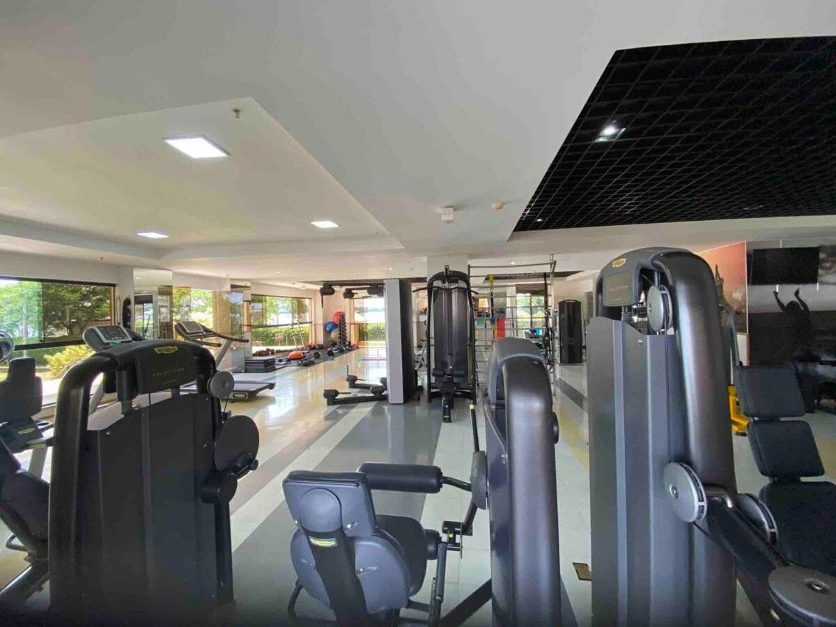 Life Resort beira lago próx a esplanada