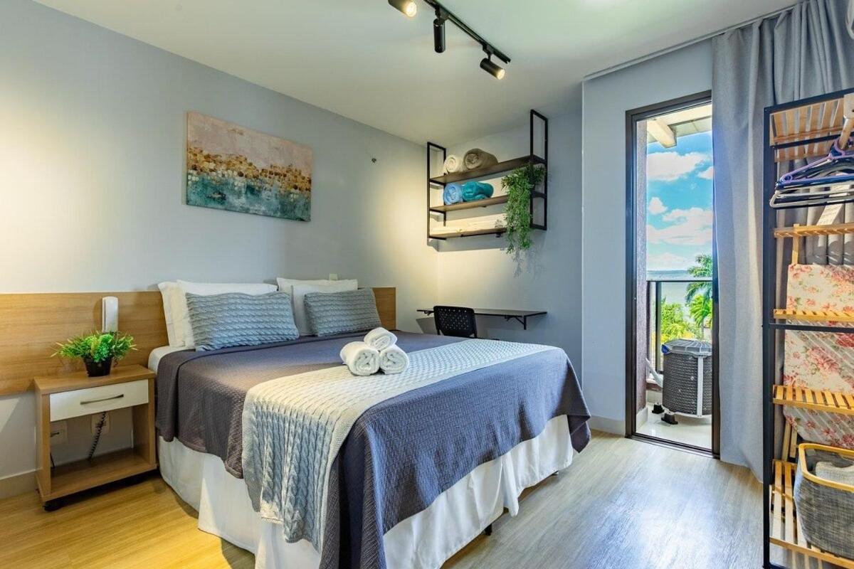 Life Resort beira lago próx a esplanada