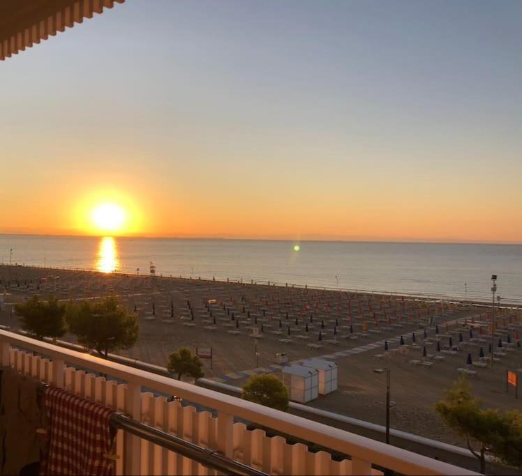 Scenografico fronte mare, 5 piano con terrazzo e P privato view 5