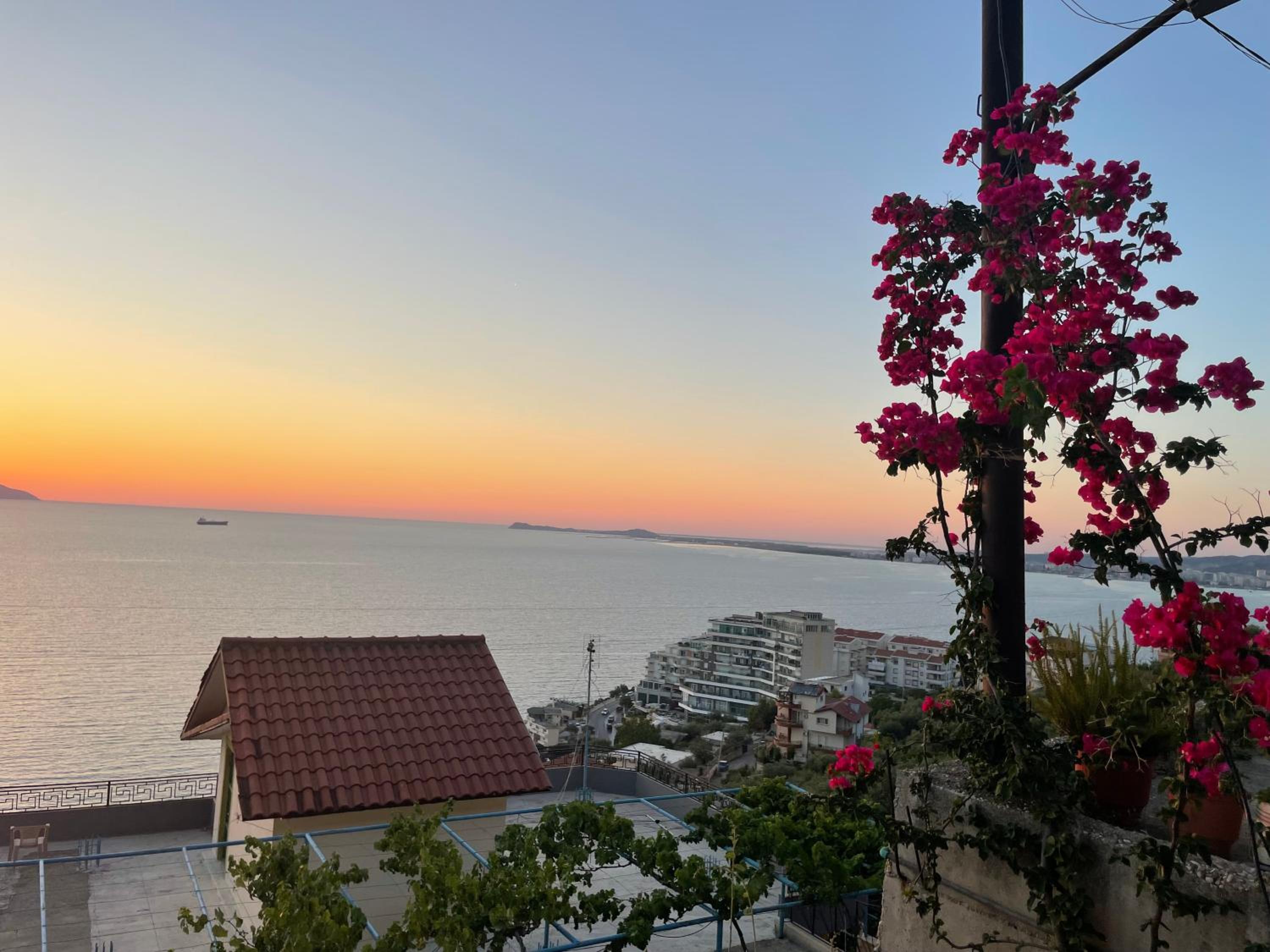 Sunset Vista Guesthouse