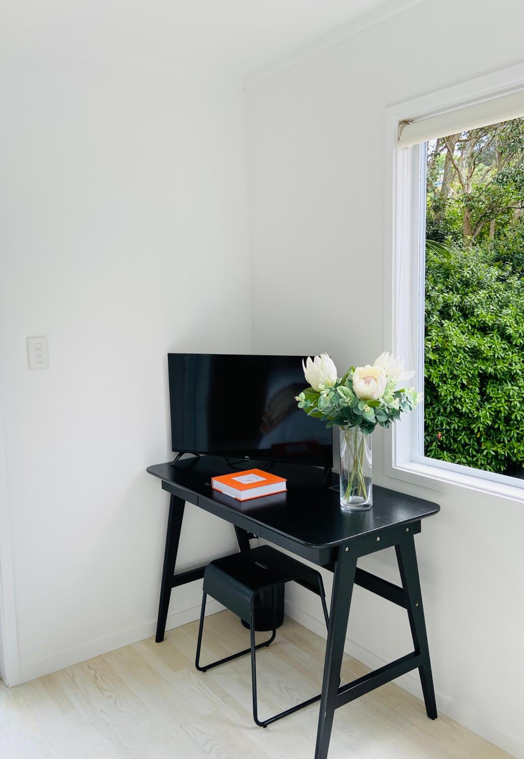 Surfdale Serenity - Bed & Breakfast view 5