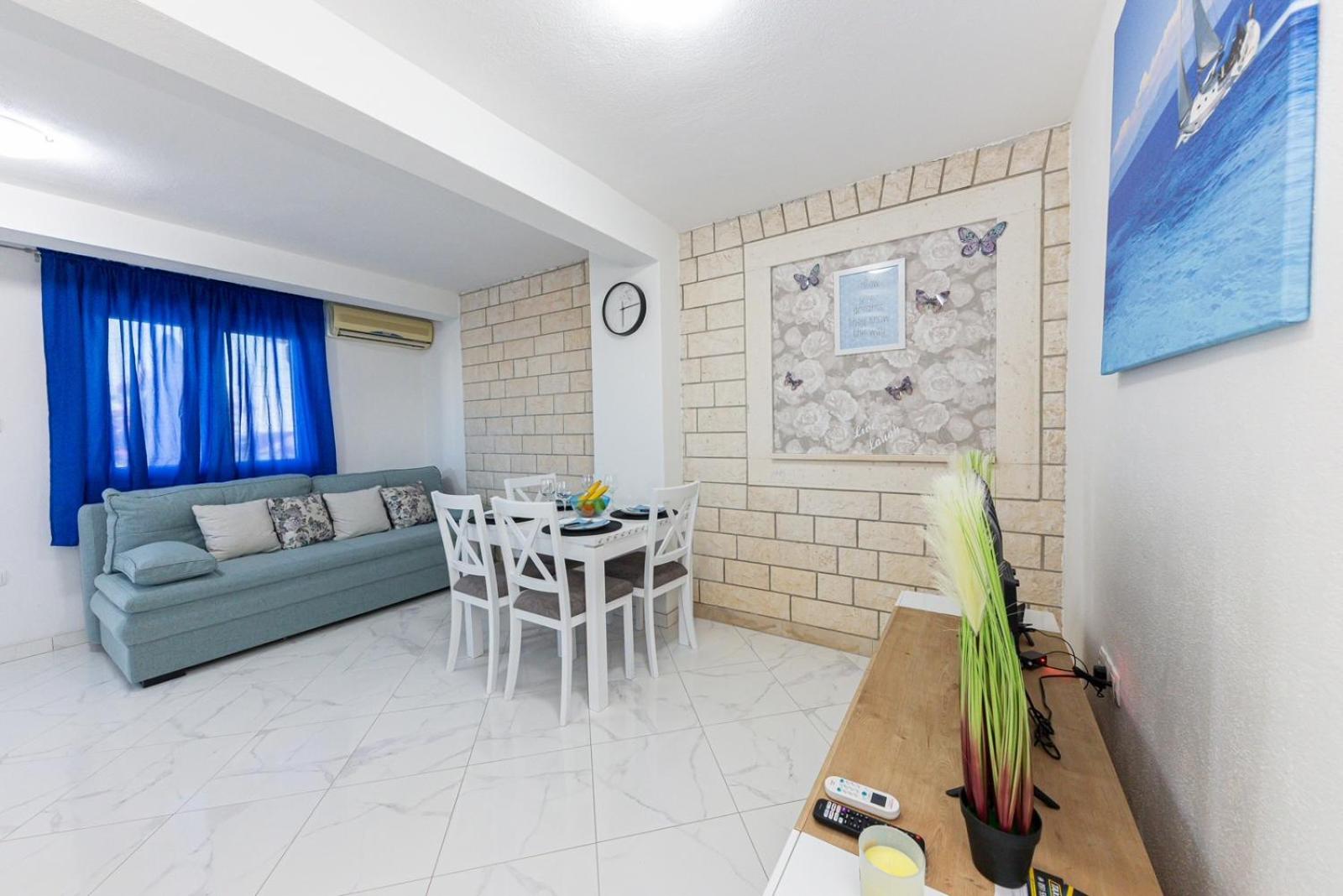 Apartmani Marin