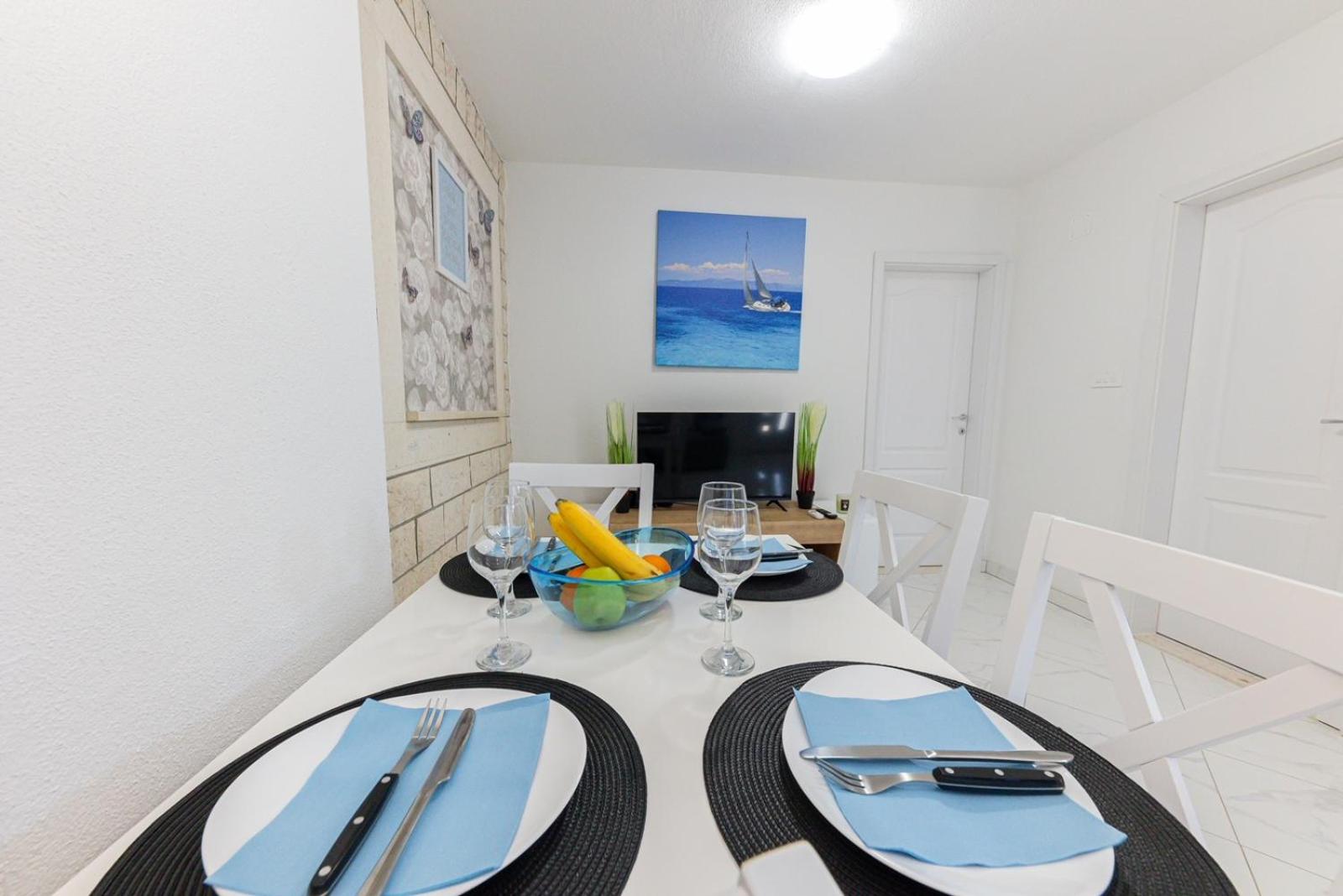 Apartmani Marin