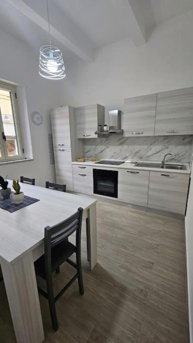 Casa Mia en Scilla — kitchen