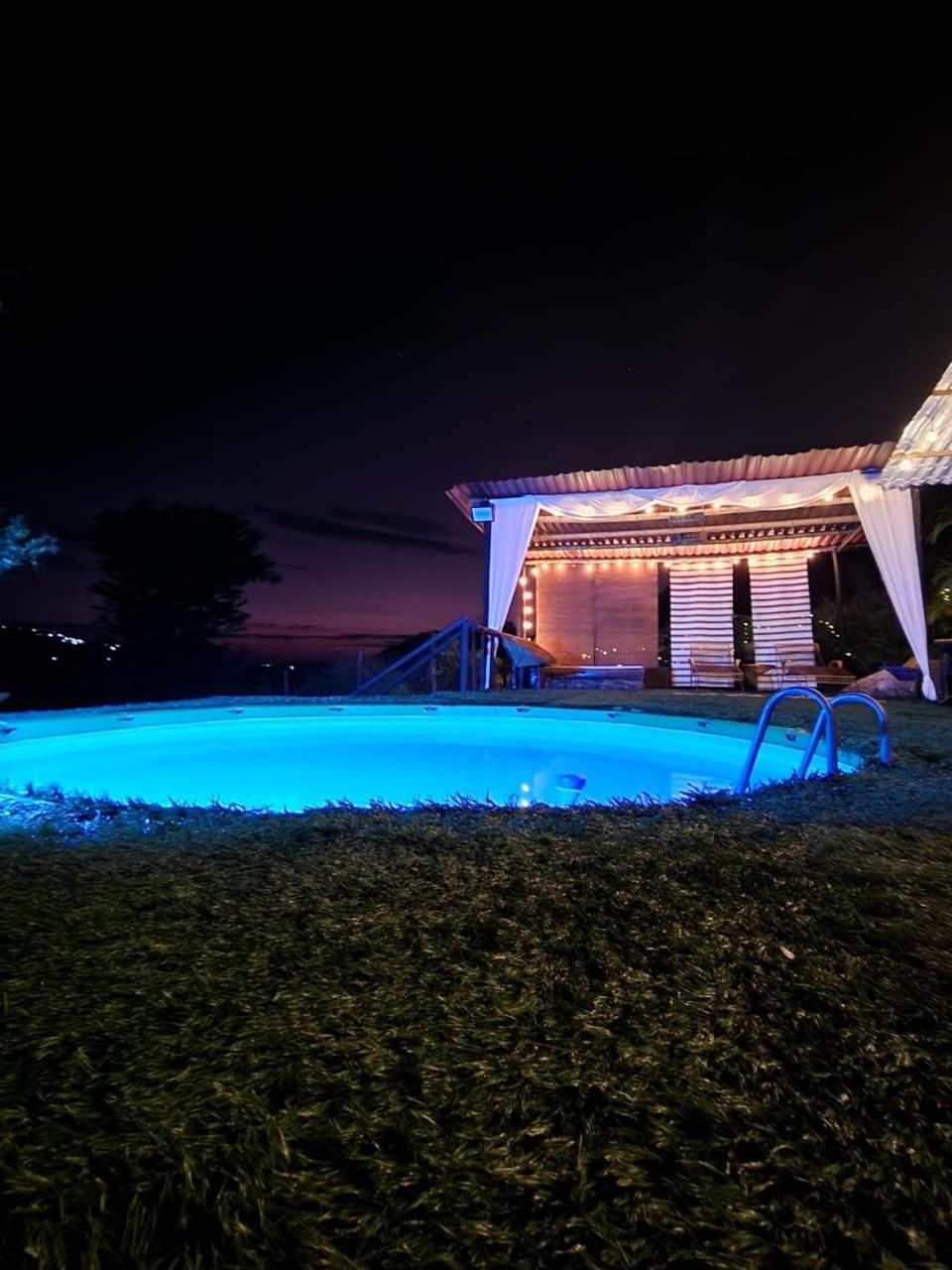 Posada Turistica Rural y Glamping Altos del Dorado La Mesa