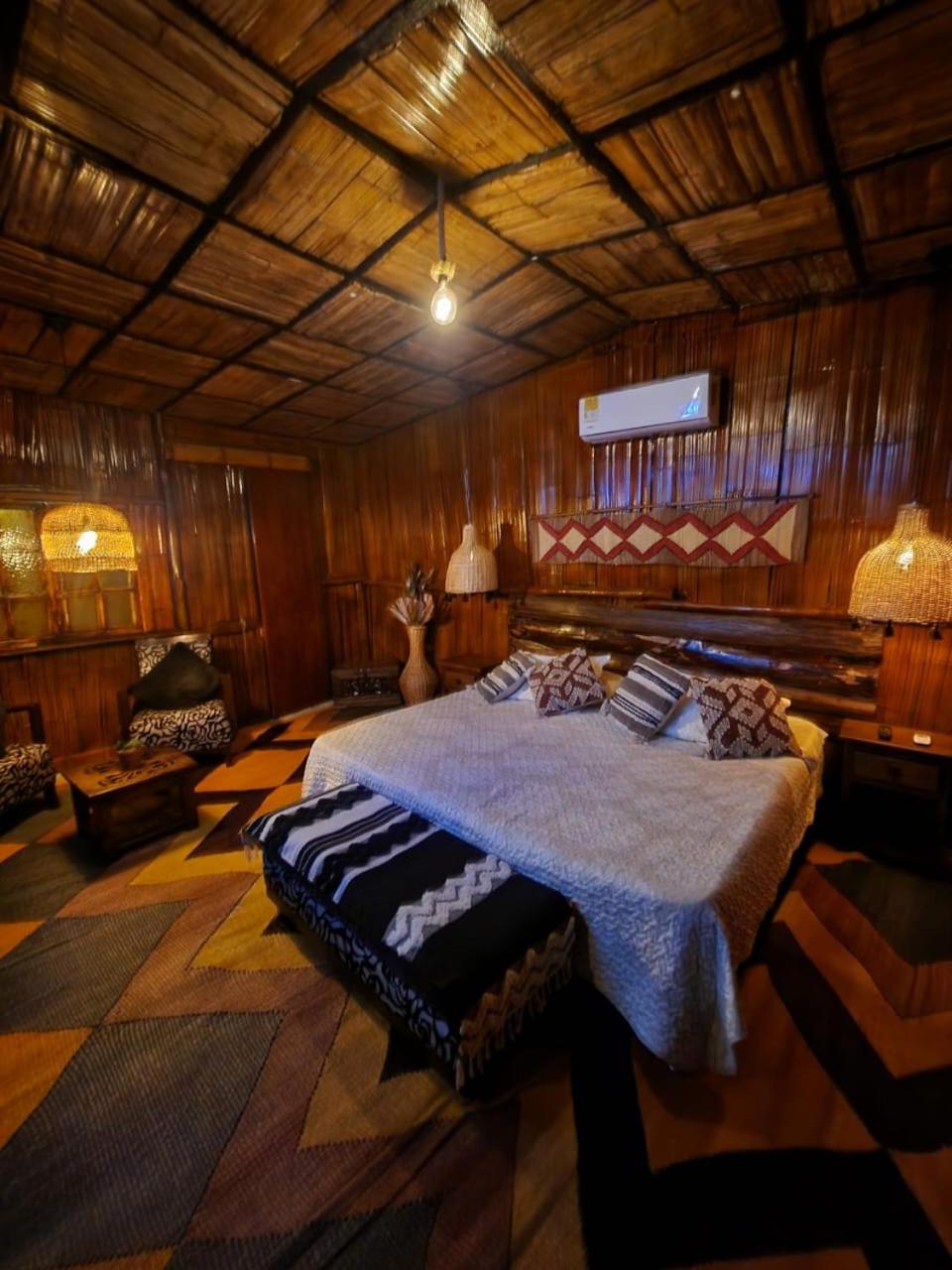 Posada Turistica Rural y Glamping Altos del Dorado La Mesa