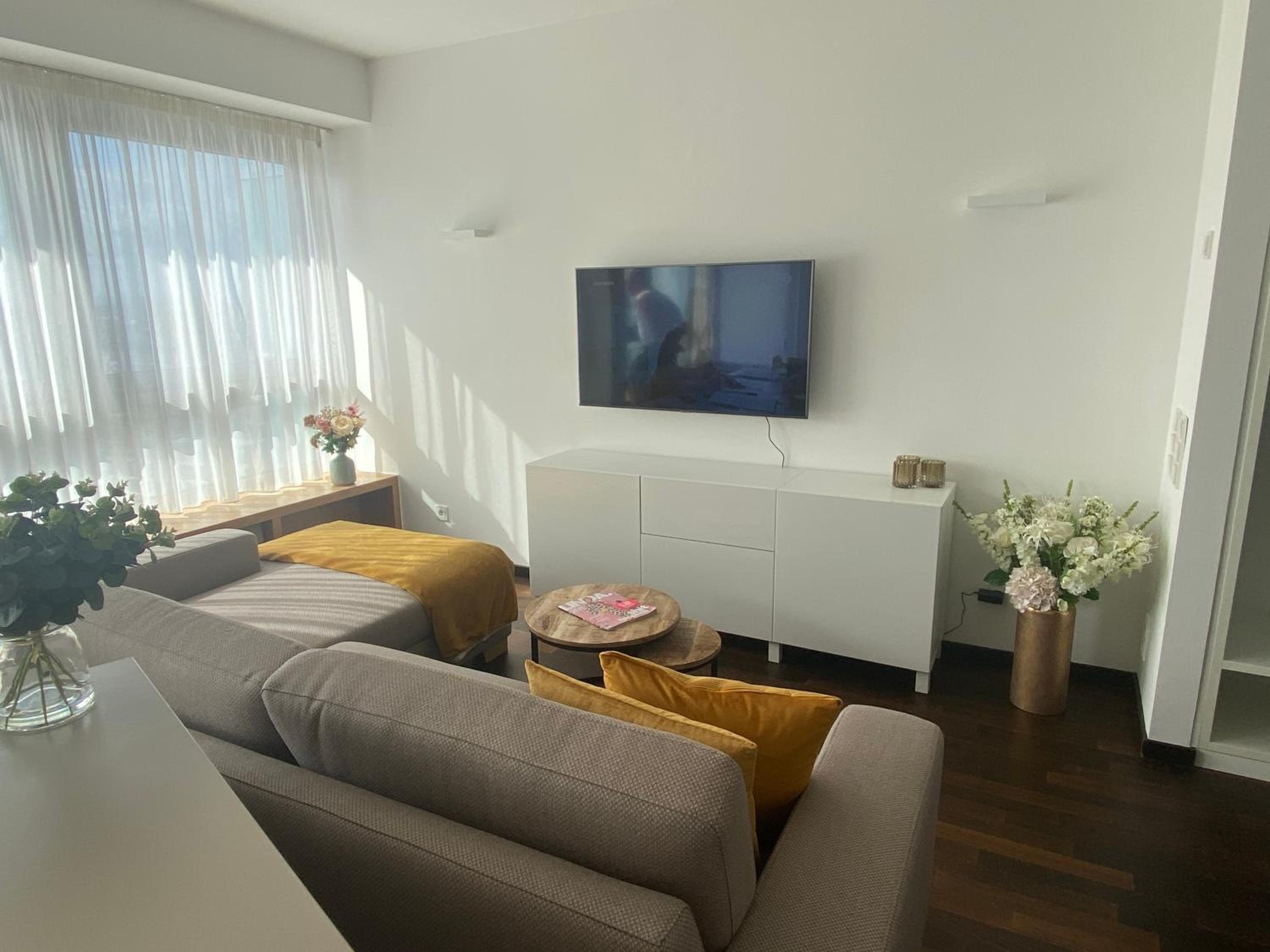 Luxurious apartment in high class building Kranhaus in Cologne