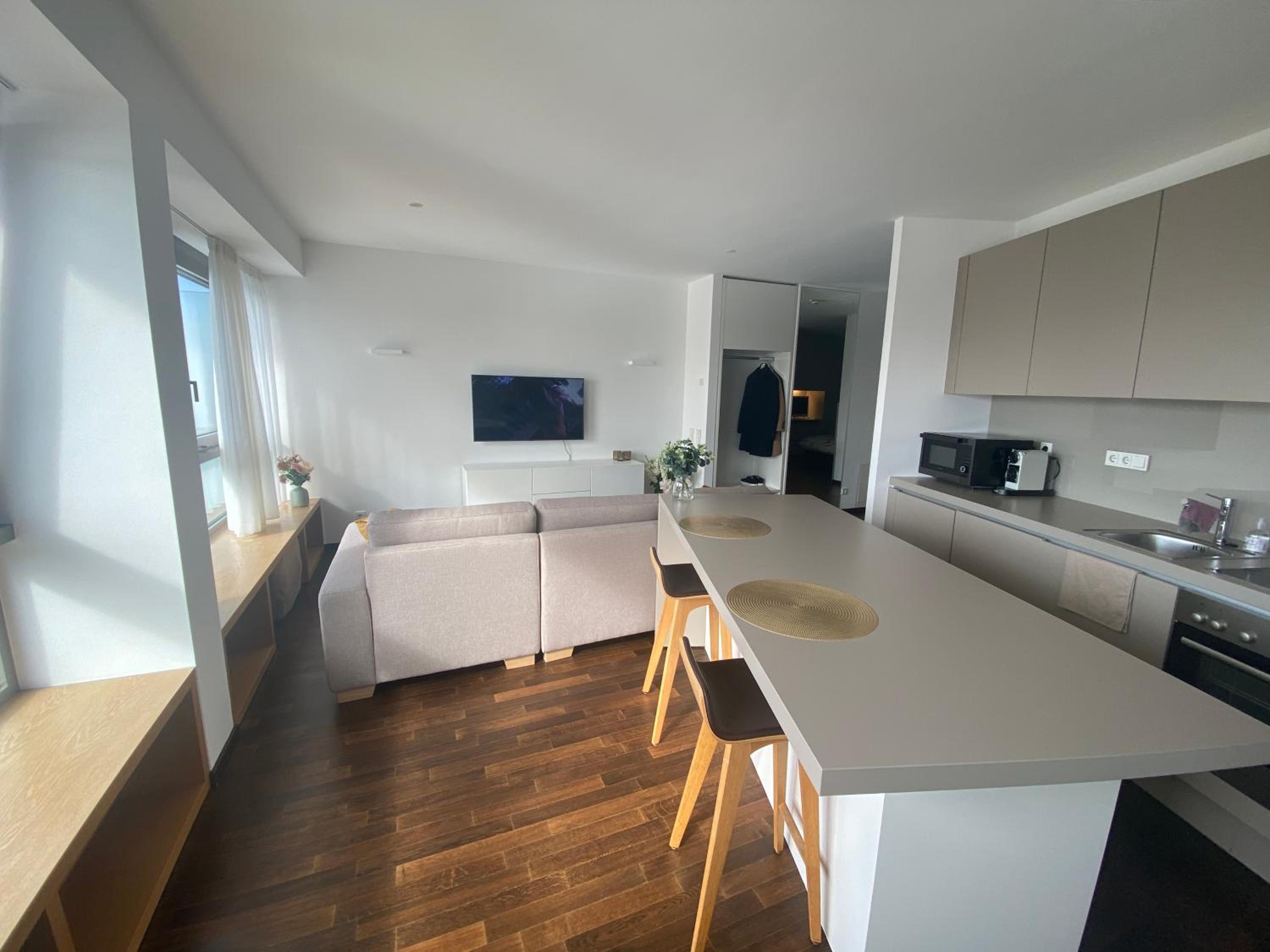Luxurious apartment in high class building Kranhaus in Cologne