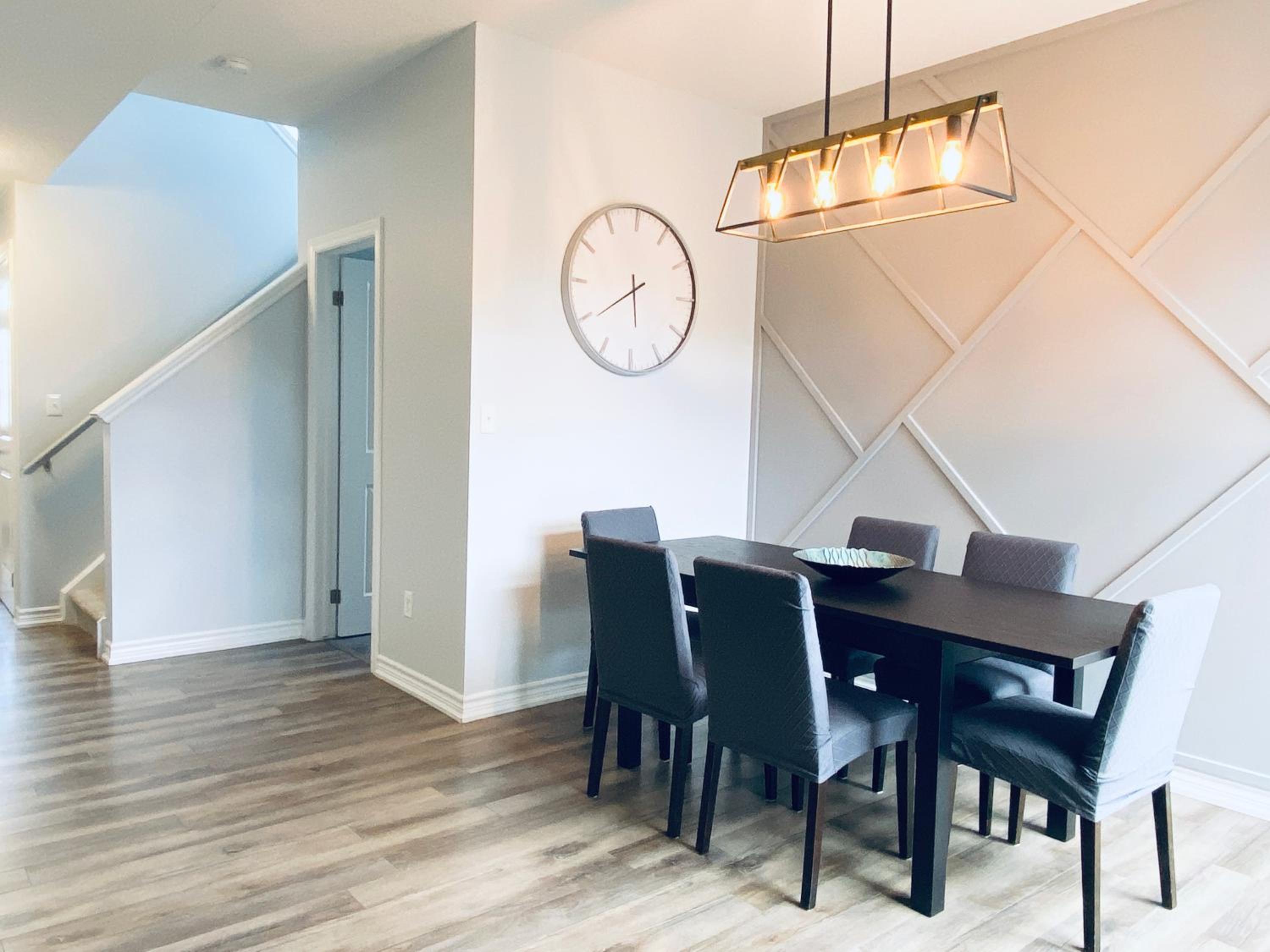 Kitchener Vacations - Stylish 3 Bdrm house- king bed, Netflix, parking - Property Image 19