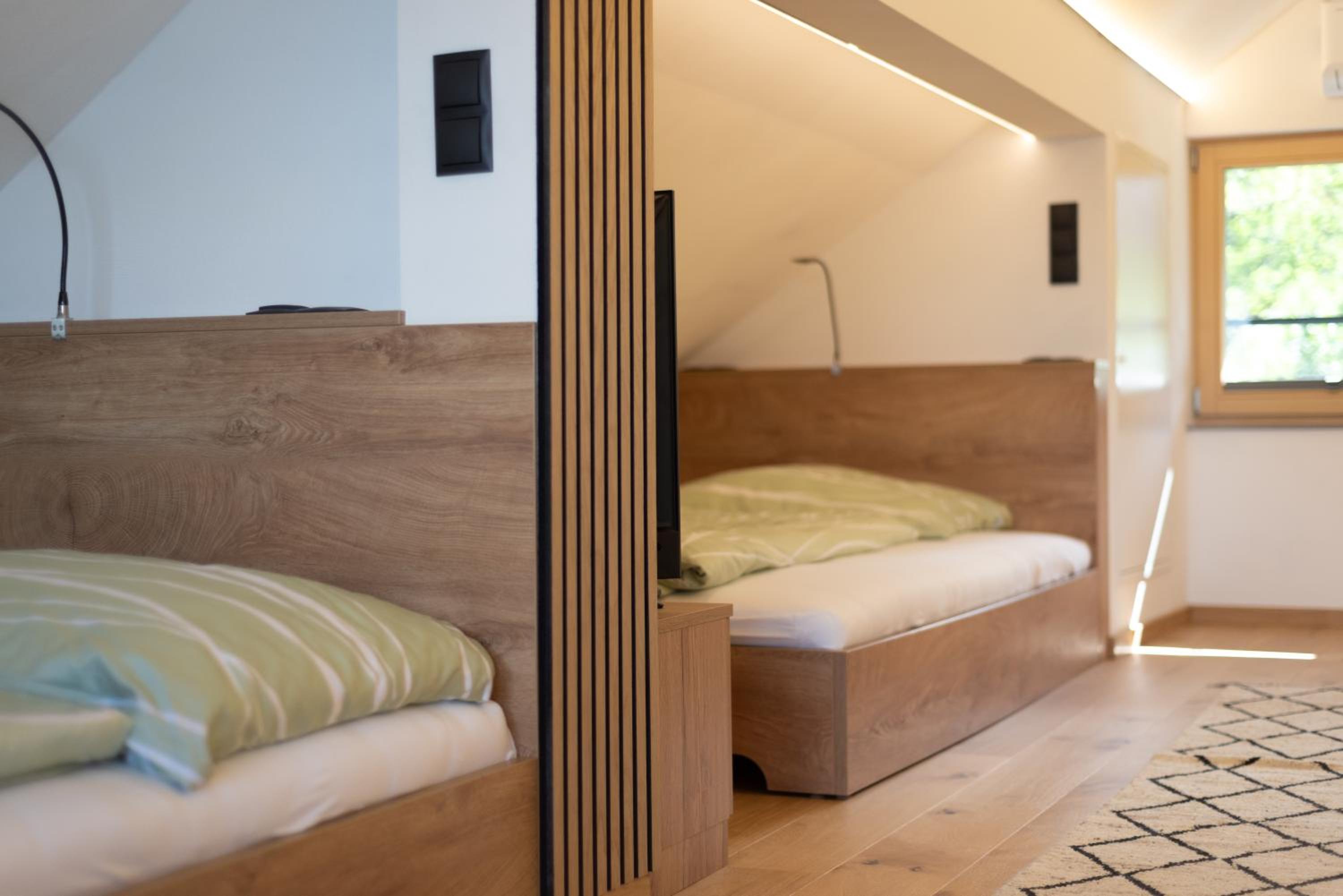 Exklusives Seehaus LAKEHOUSE in Bestlage mit privaten Sandstrand und eigenem Boot und SUP