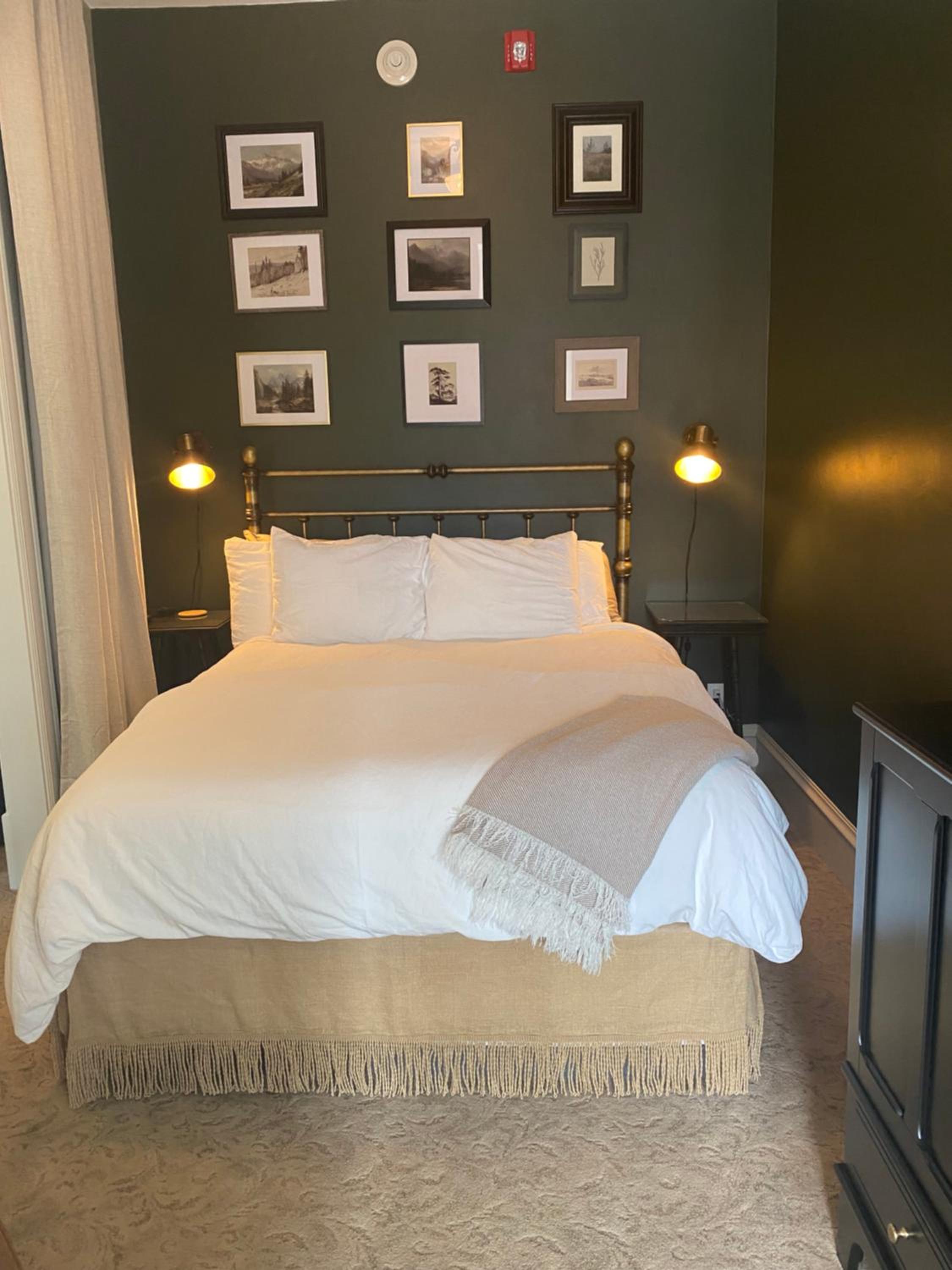 Cozy Condo in the Historic Palace Hotel, Downtown view 2