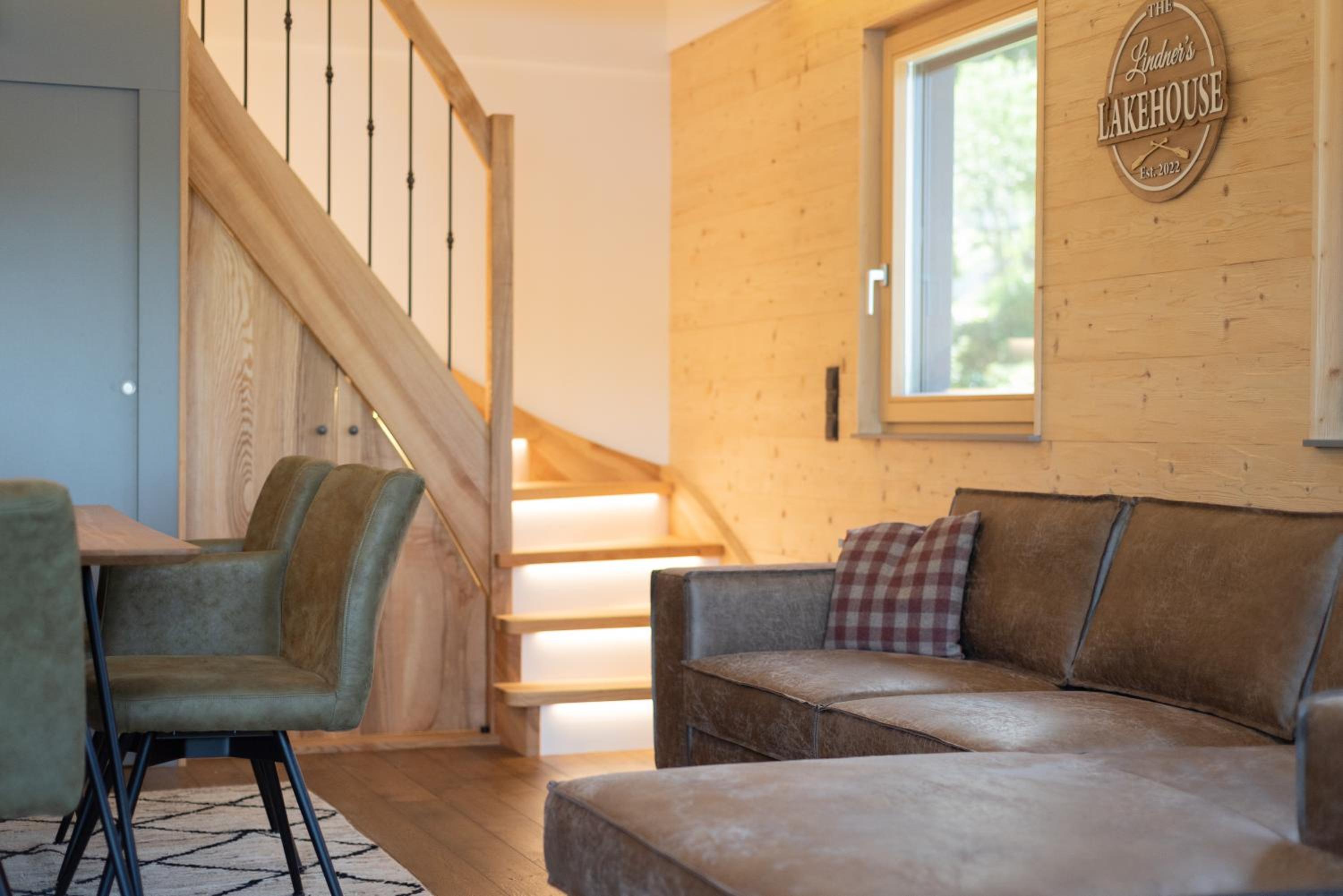 Exklusives Seehaus LAKEHOUSE in Bestlage mit privaten Sandstrand und eigenem Boot und SUP