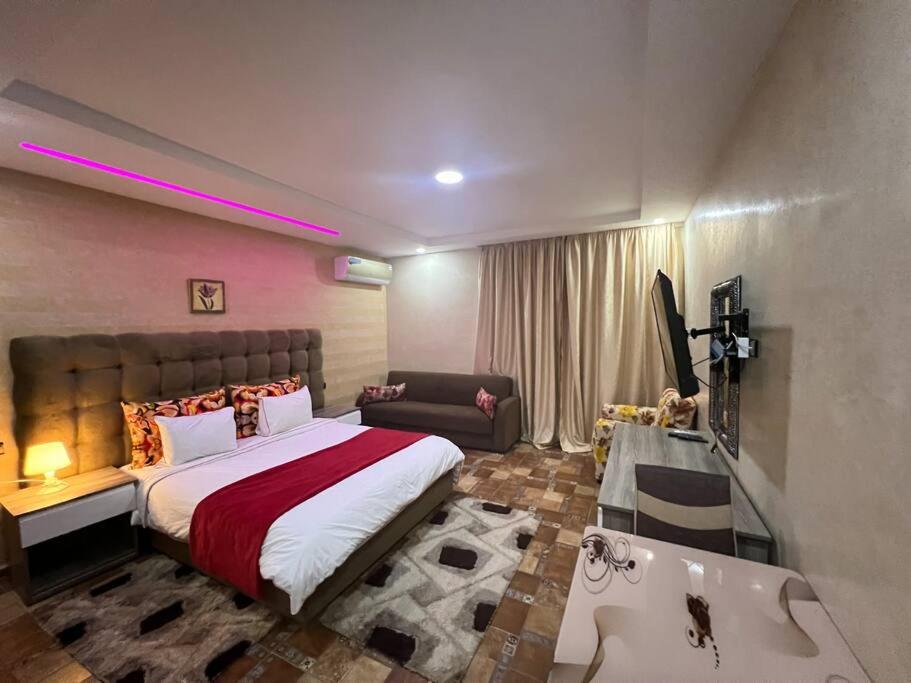 hotel room