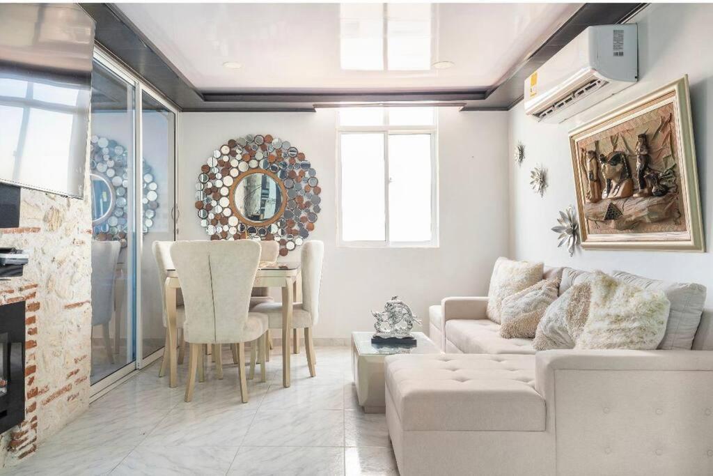 Hermoso apartamento de lujo vista al mar