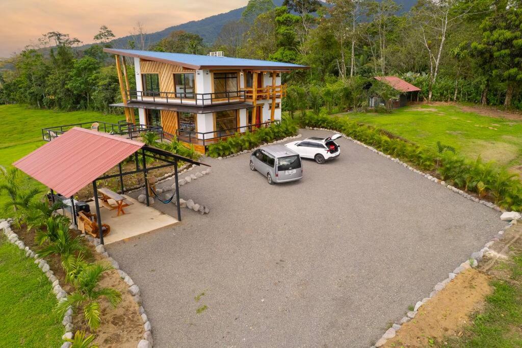 Two Volcanoes Villa Fortuna