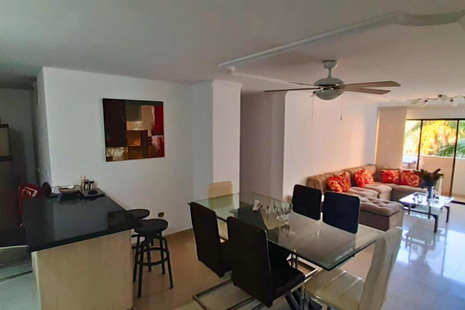 Hermoso y amplio apartamento en el centro de Santa Marta