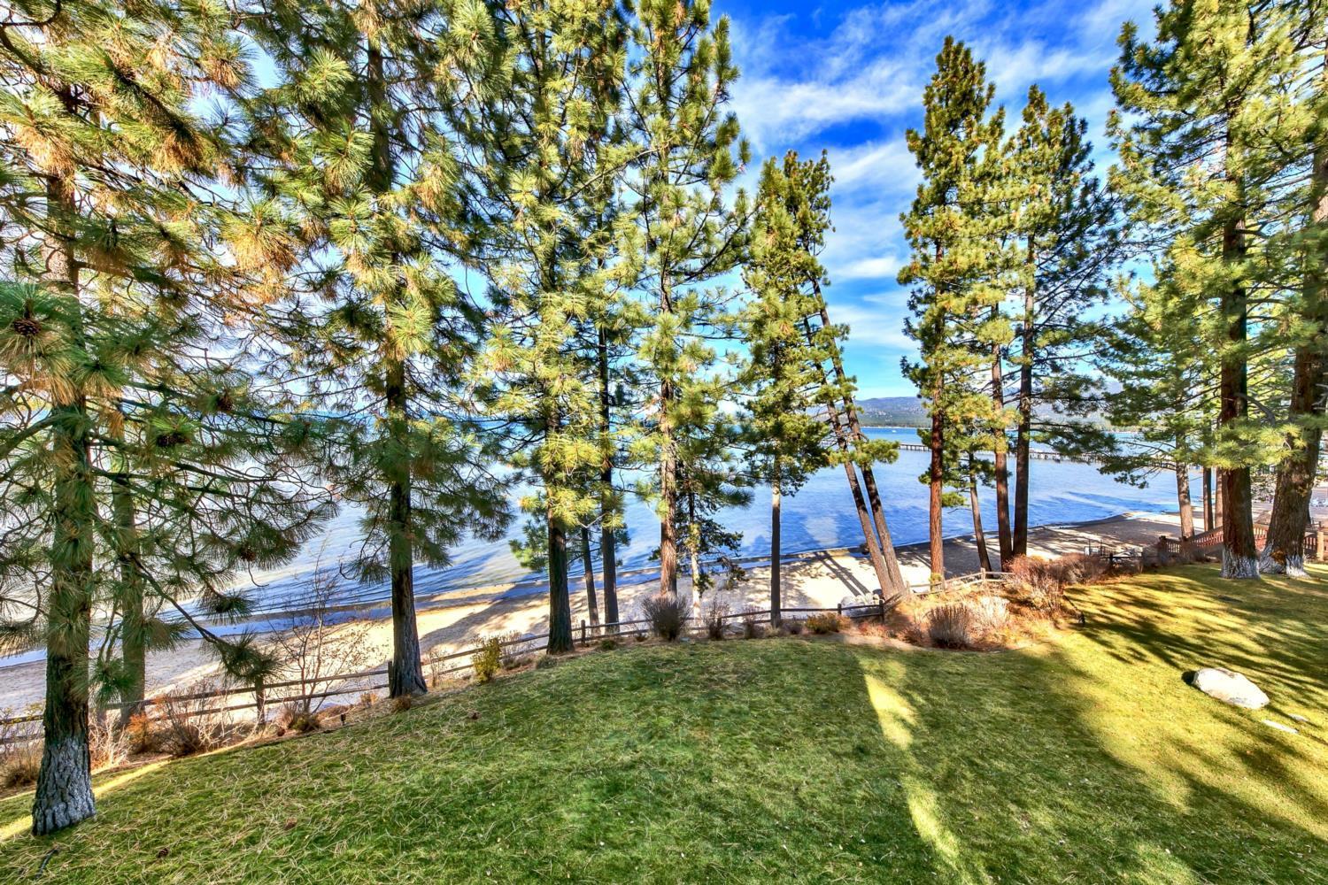 Lake Tahoe Vacations - Sierra Shores Four - Lakefront Vistas - Property Image 12