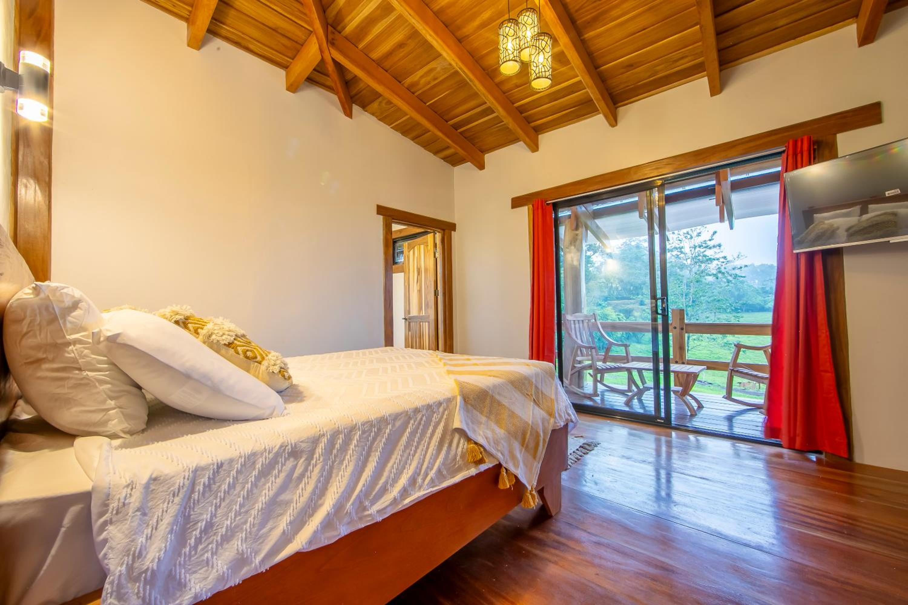 Two Volcanoes Villa Fortuna