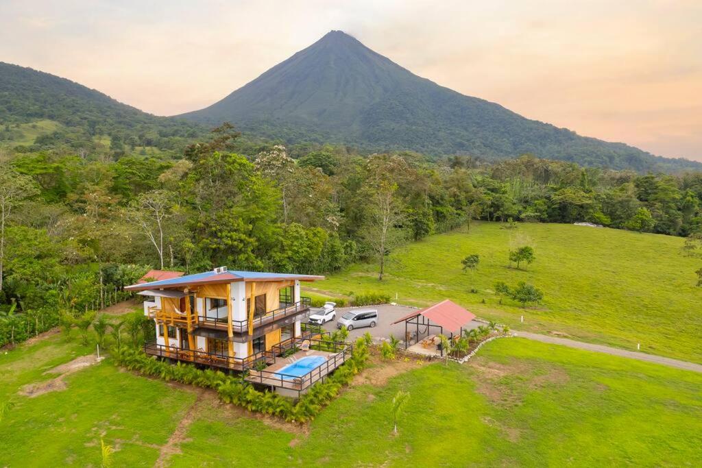 Two Volcanoes Villa Fortuna