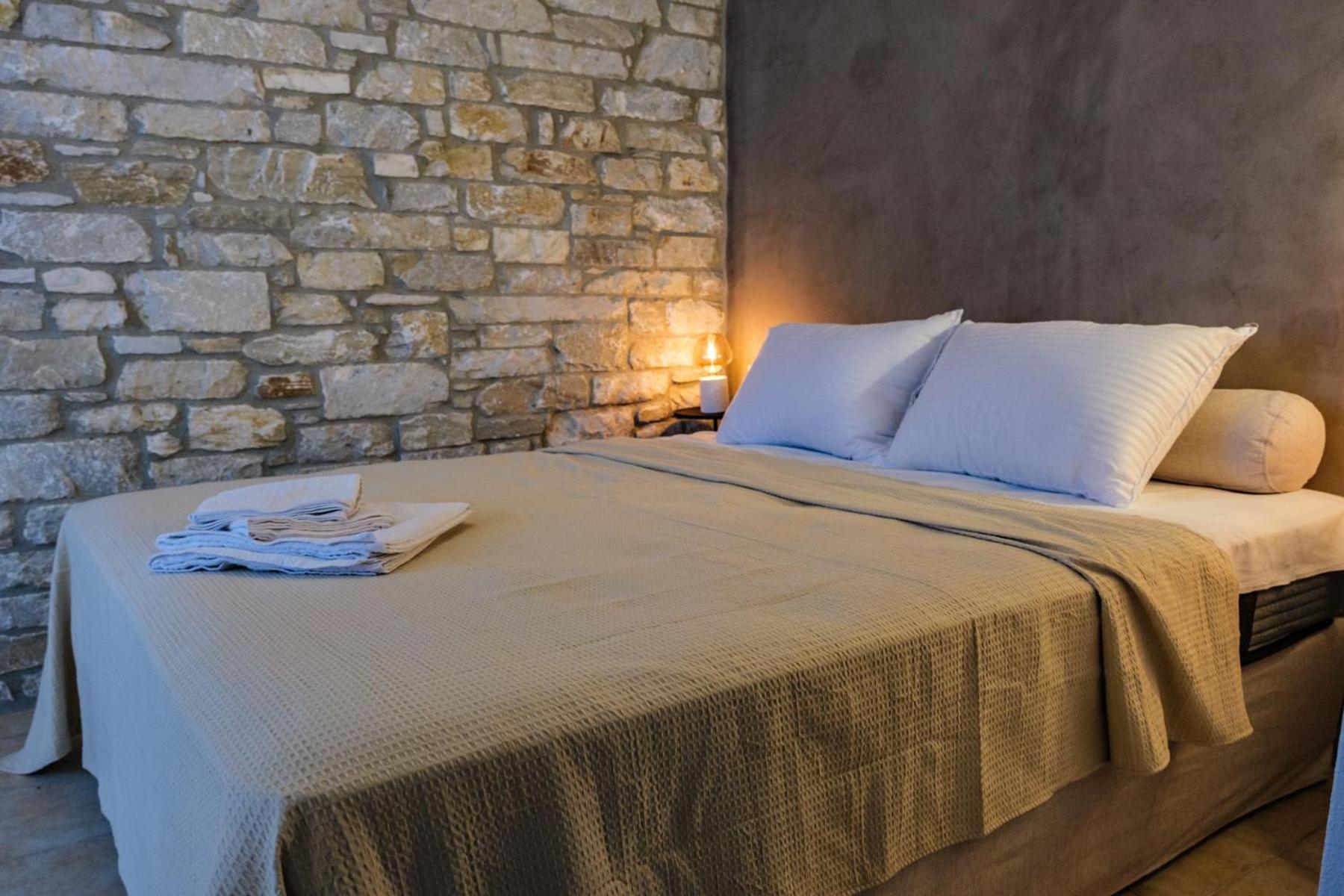 Hideaway in Damouchari with private access to sea ANNA's HORIZON