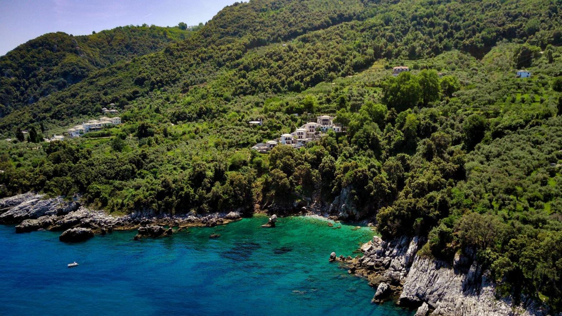 Hideaway in Damouchari with private access to sea ANNA's HORIZON