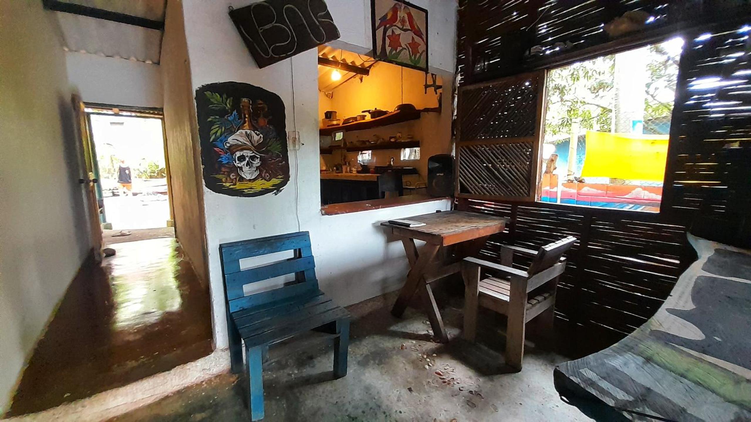 LA PIRATA Casa Hostel