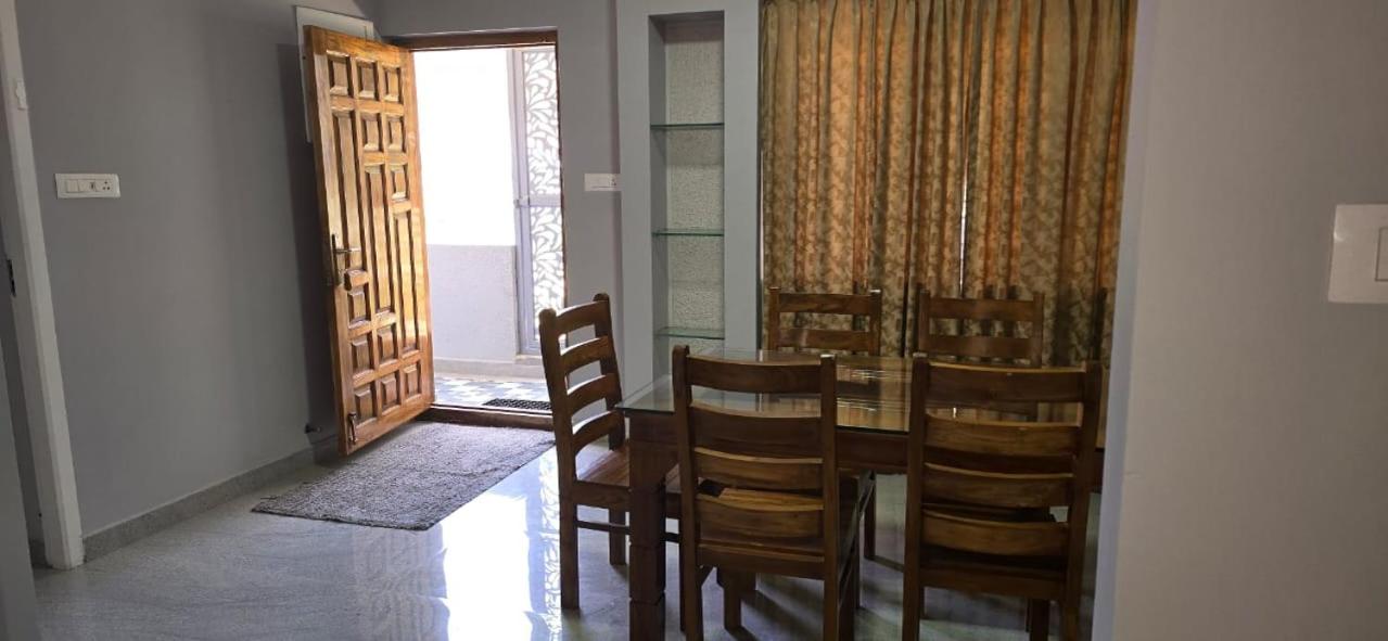 OOTY LIMRA HOLIDAY INN cottage view 4