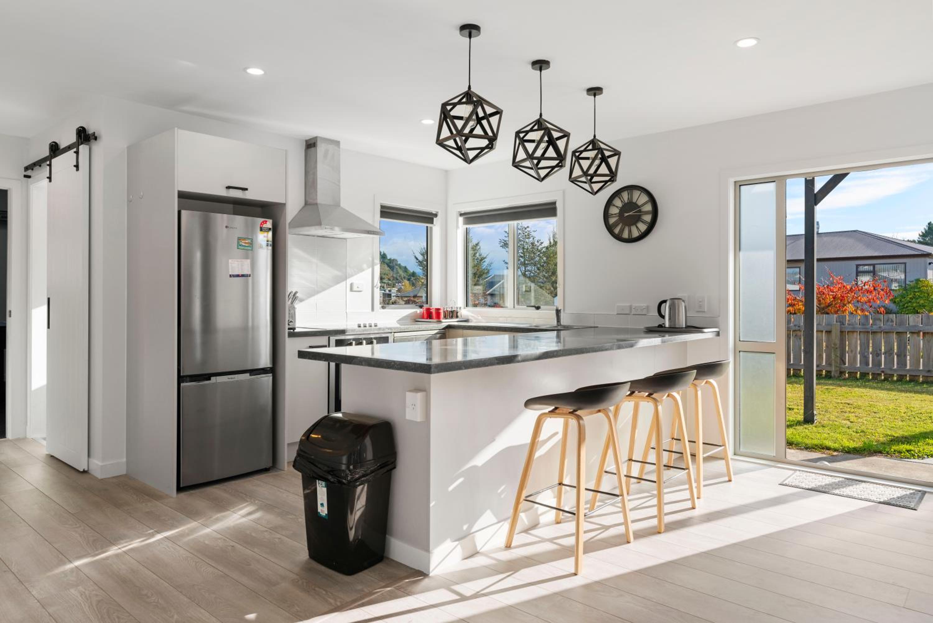 Motuoapa Getaway - Lake Taupo Holiday Home