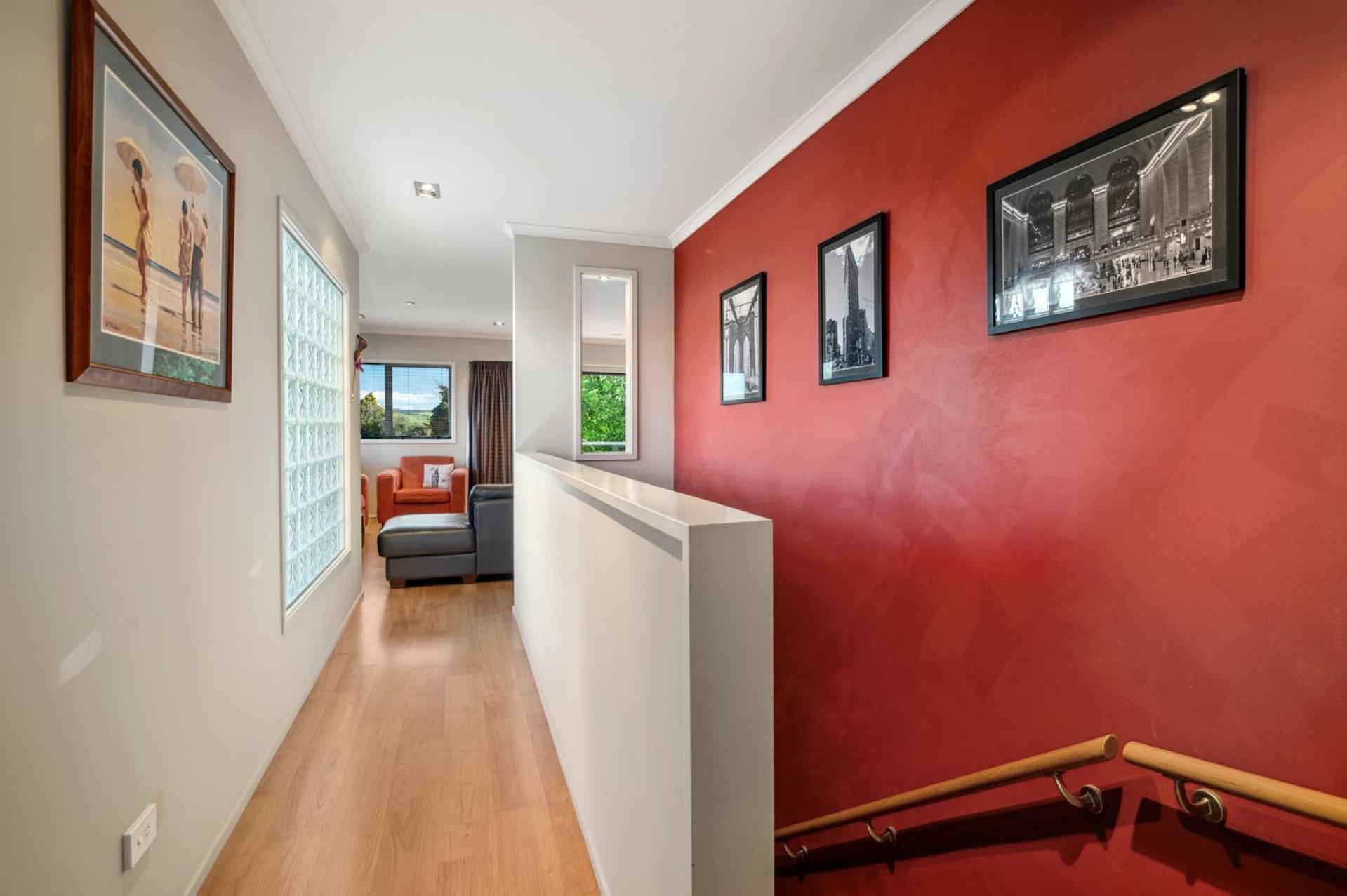 Grand Vue Bliss - Rotorua Holiday Home view 3