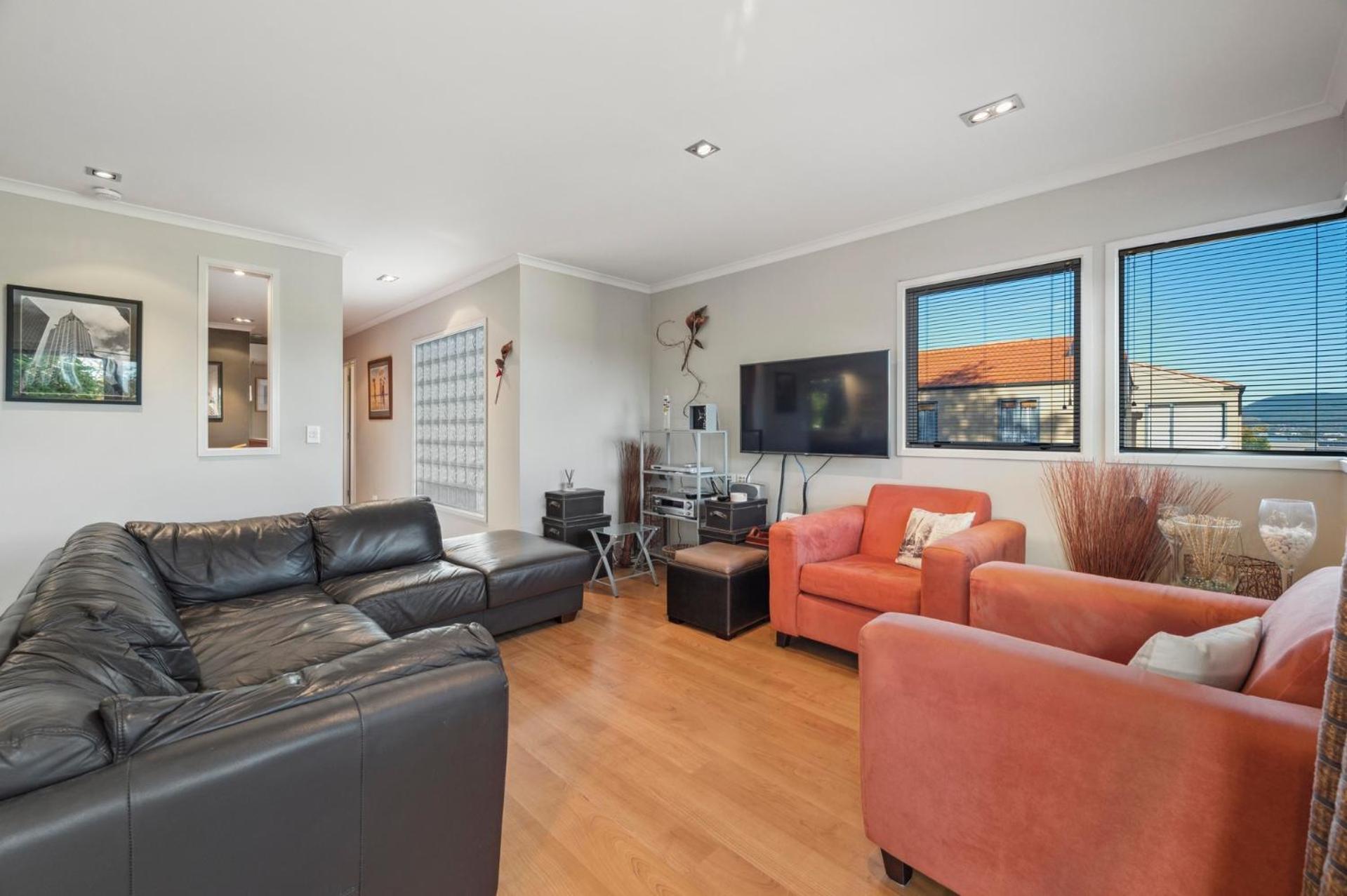 Grand Vue Bliss - Rotorua Holiday Home view 4