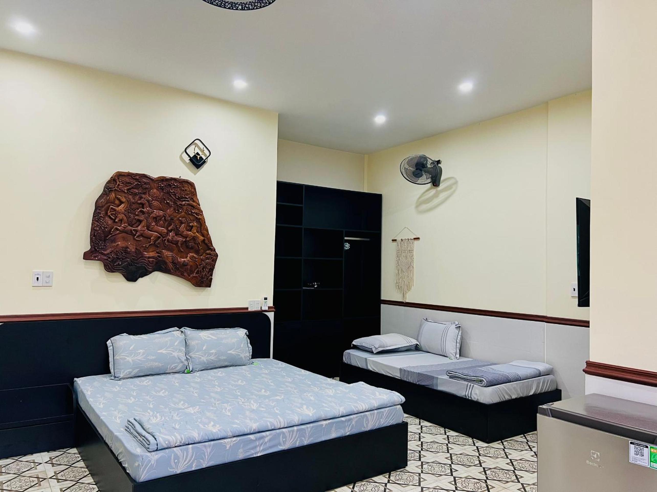 SAM HOMESTAY HUE view 2