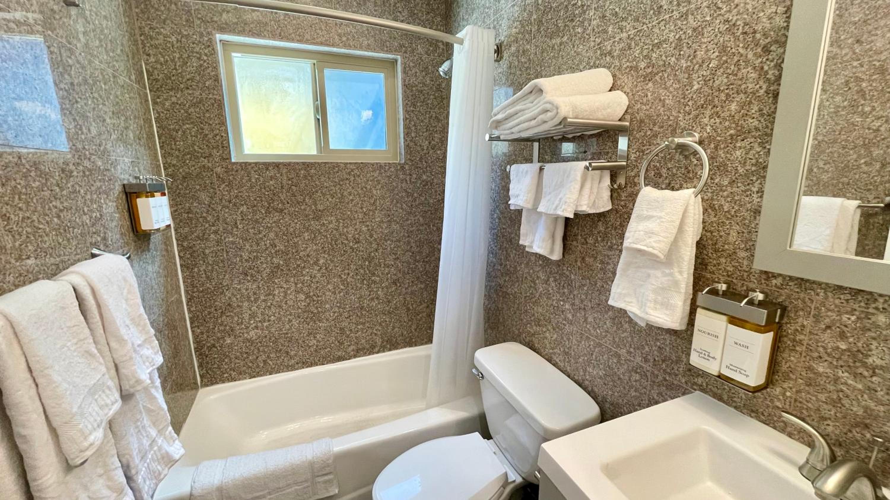 Quintessence ApartHotel