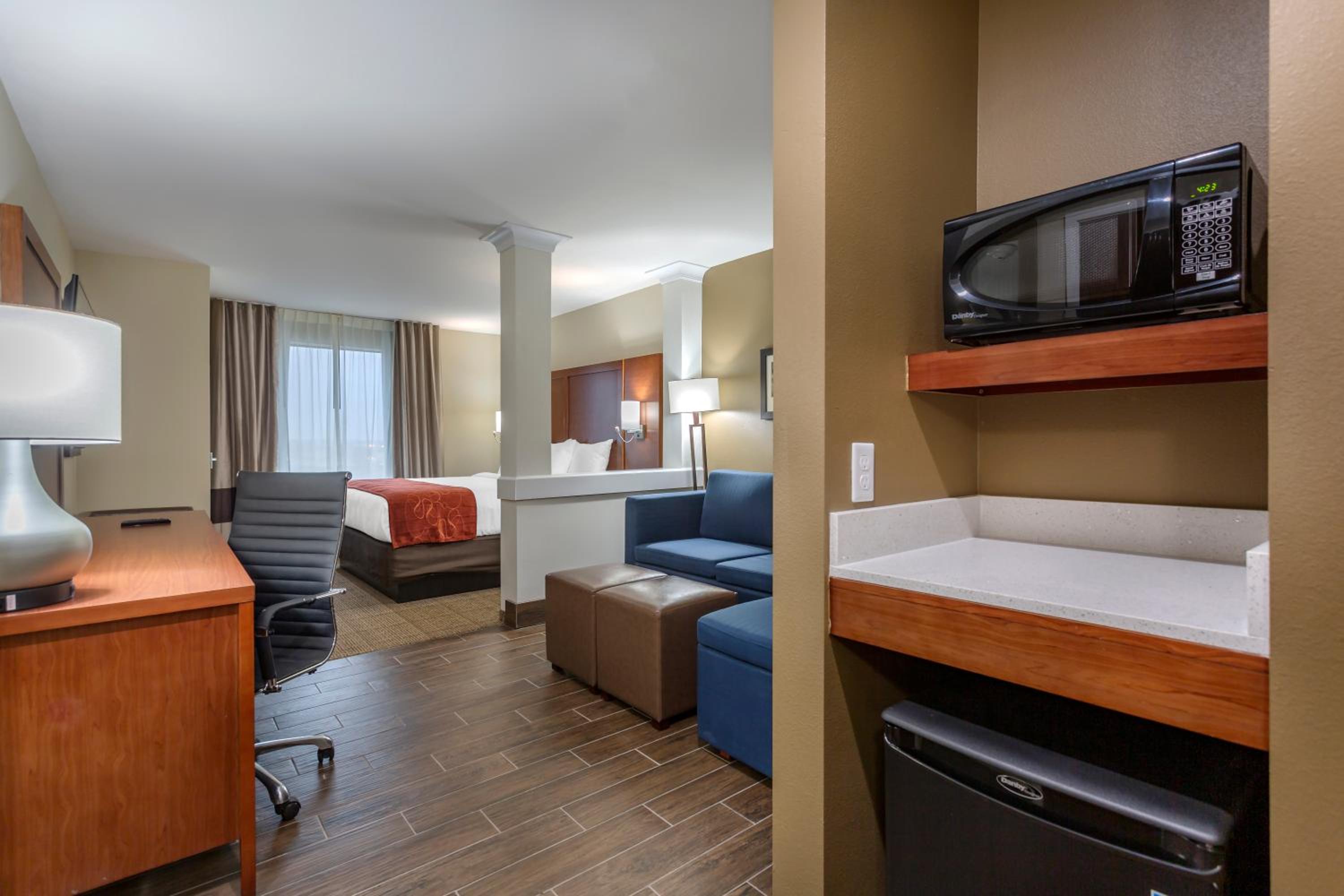 Bowling Green Vacations - Comfort Suites - Property Image 19