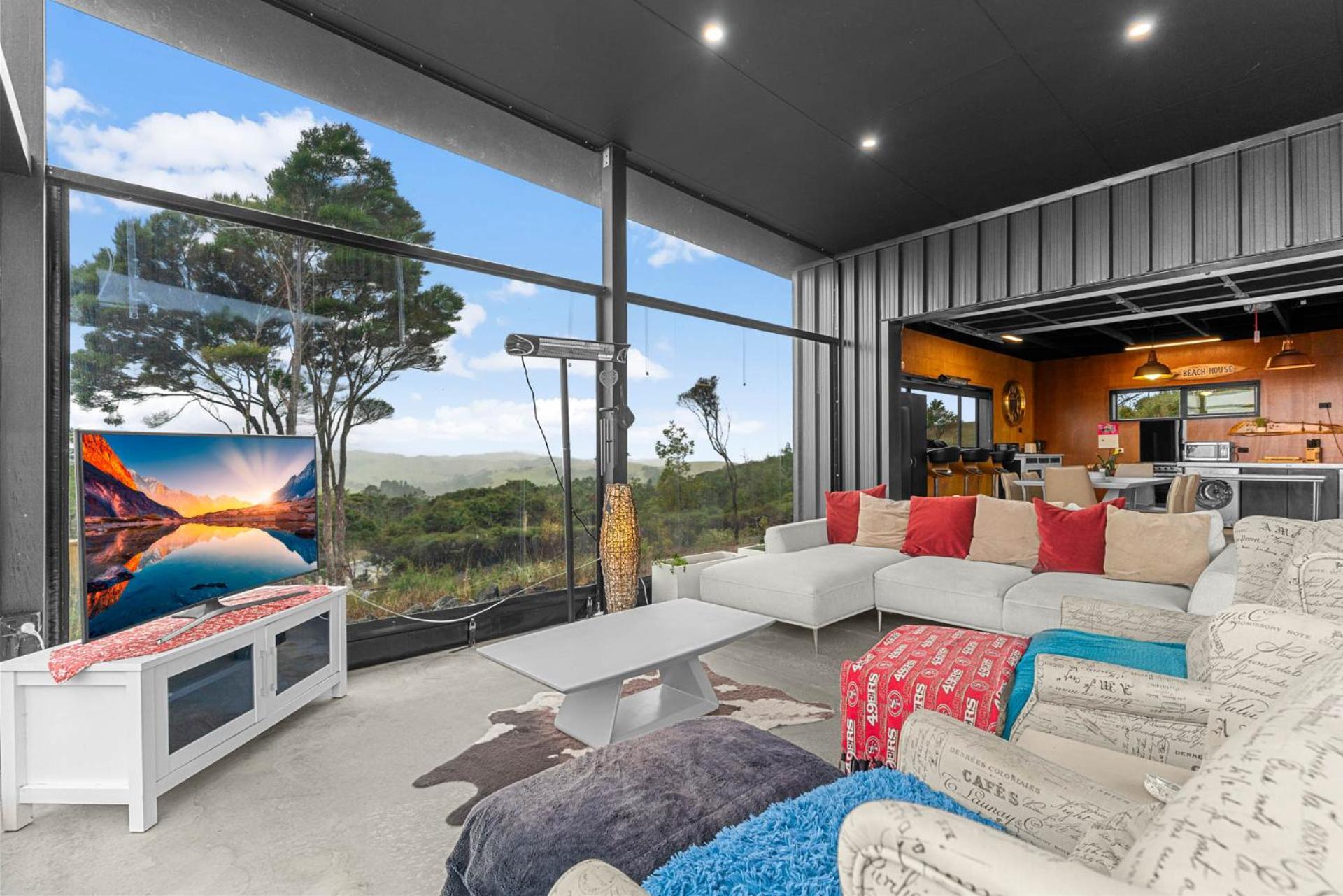 The Cove Retreat - Mangawhai Holiday Home