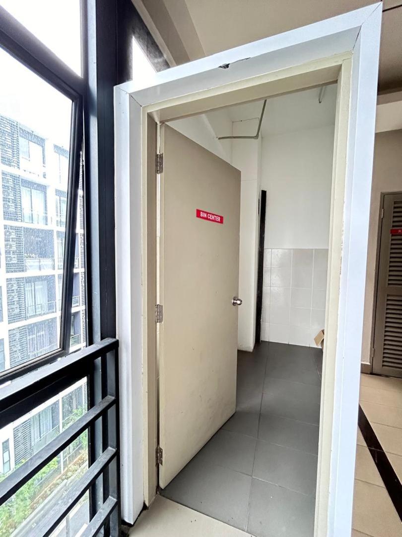 Jeff & Ricky Homestay110 Gala Residence photo 2