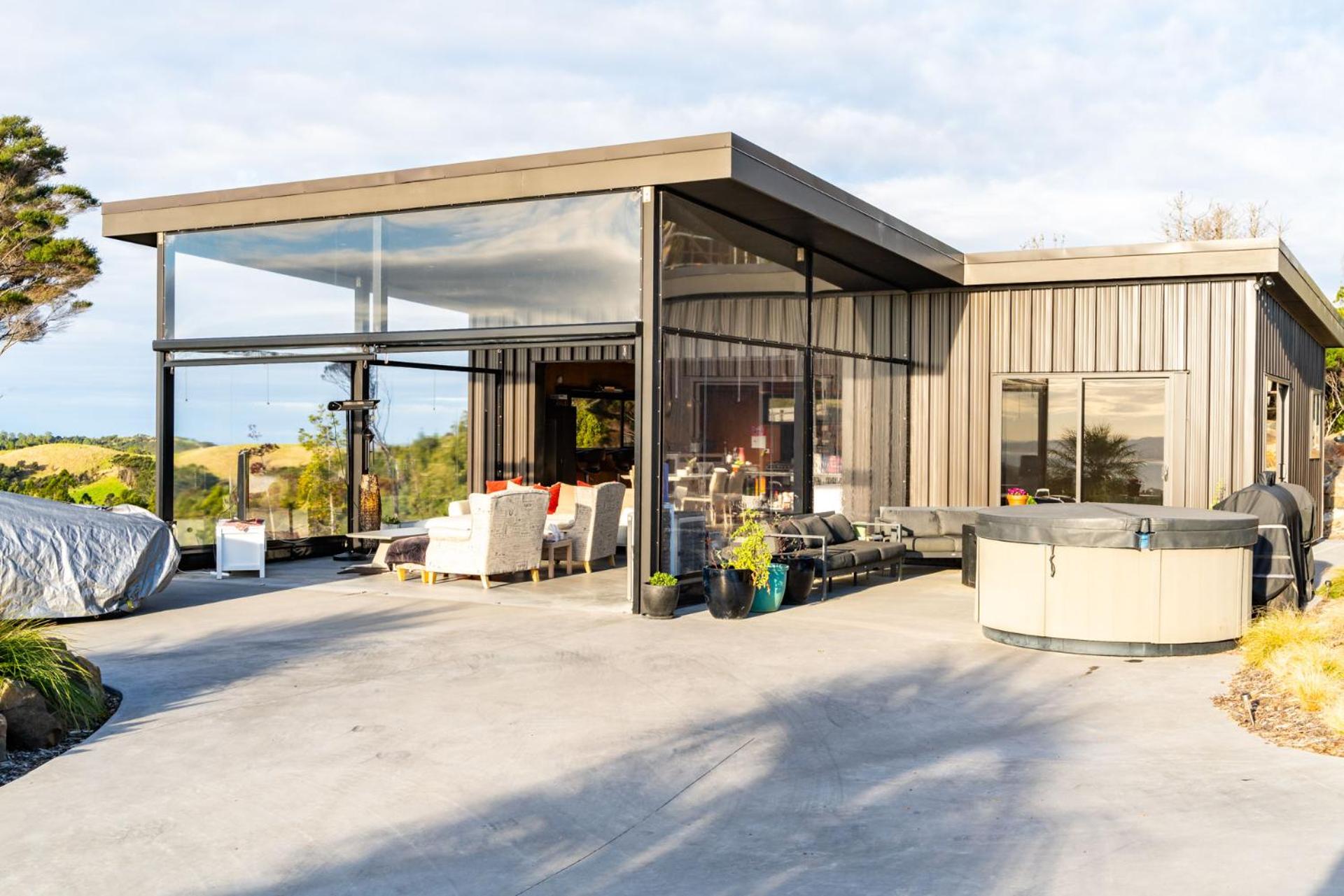 The Cove Retreat - Mangawhai Holiday Home