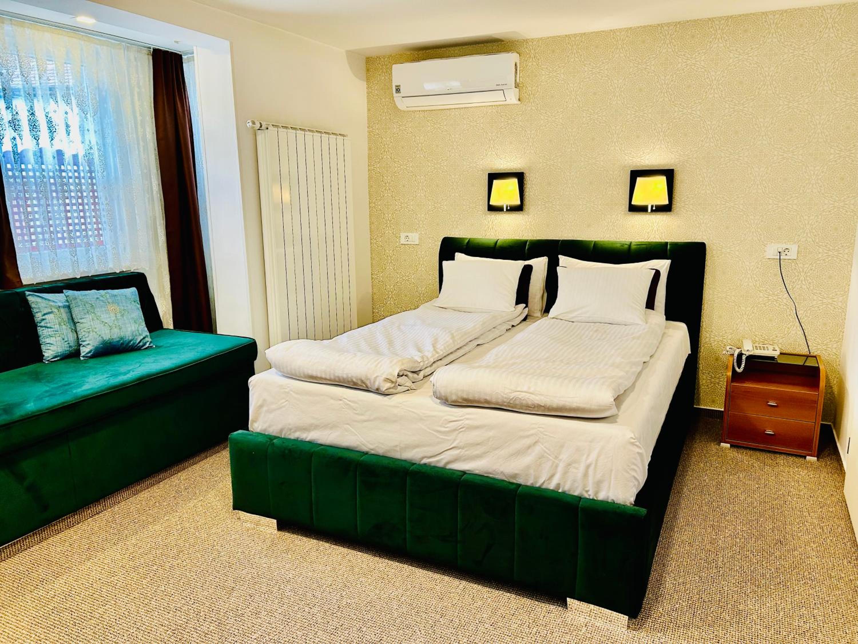 Halvat Guesthouse