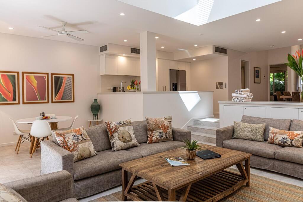 Port Douglas Mirage Villa 433 - Beachfront