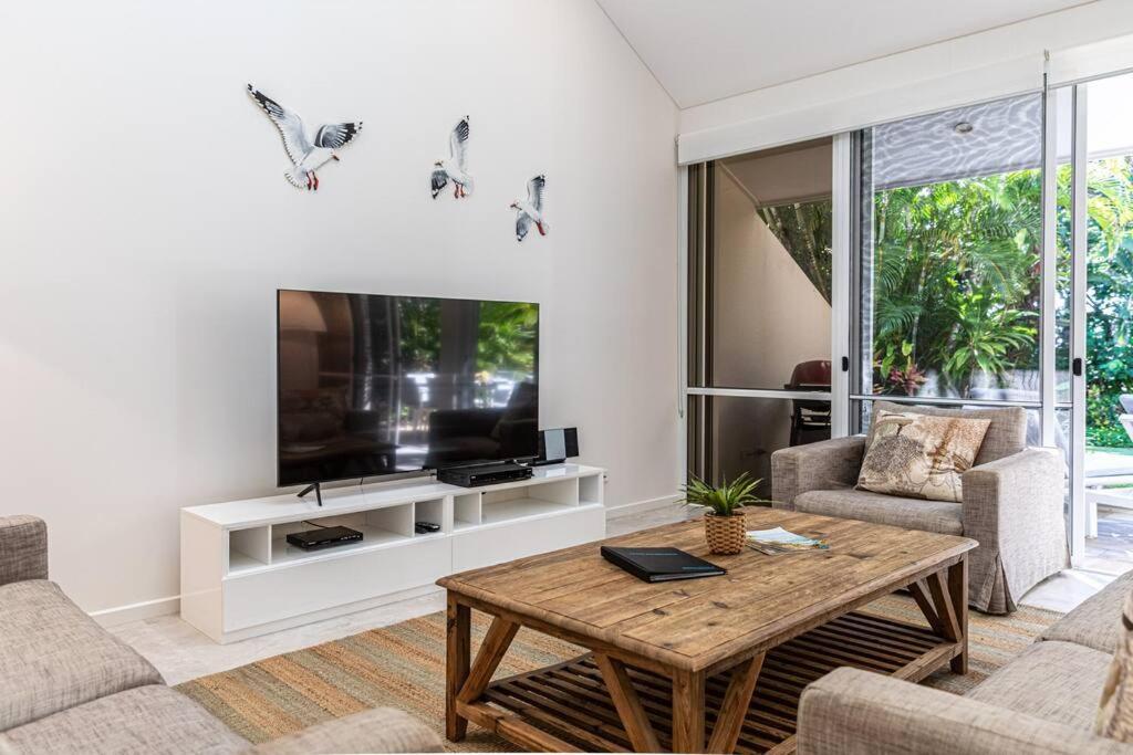 Port Douglas Mirage Villa 433 - Beachfront