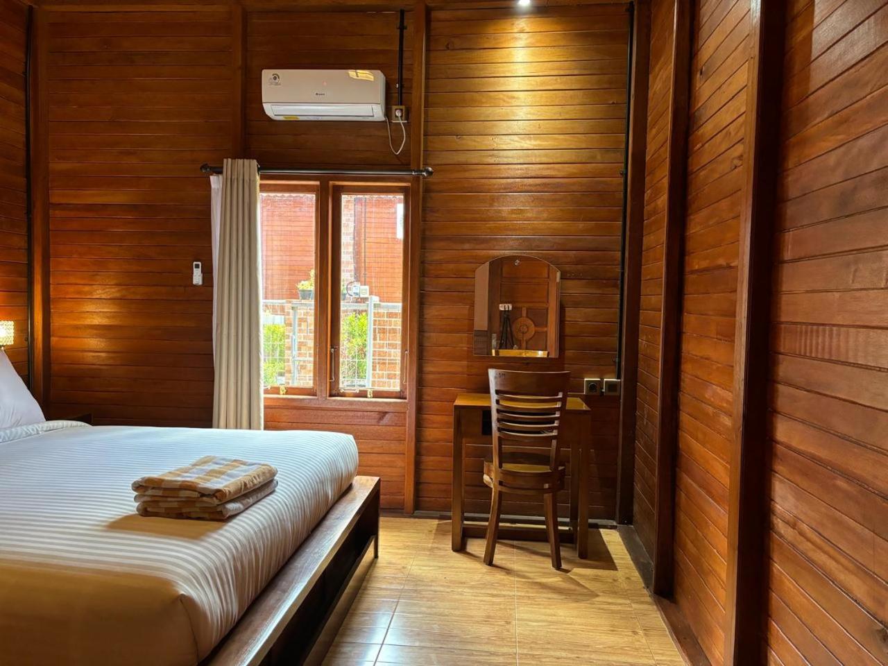 Uli Wood Villa, Jimbaran BALI - near GWK