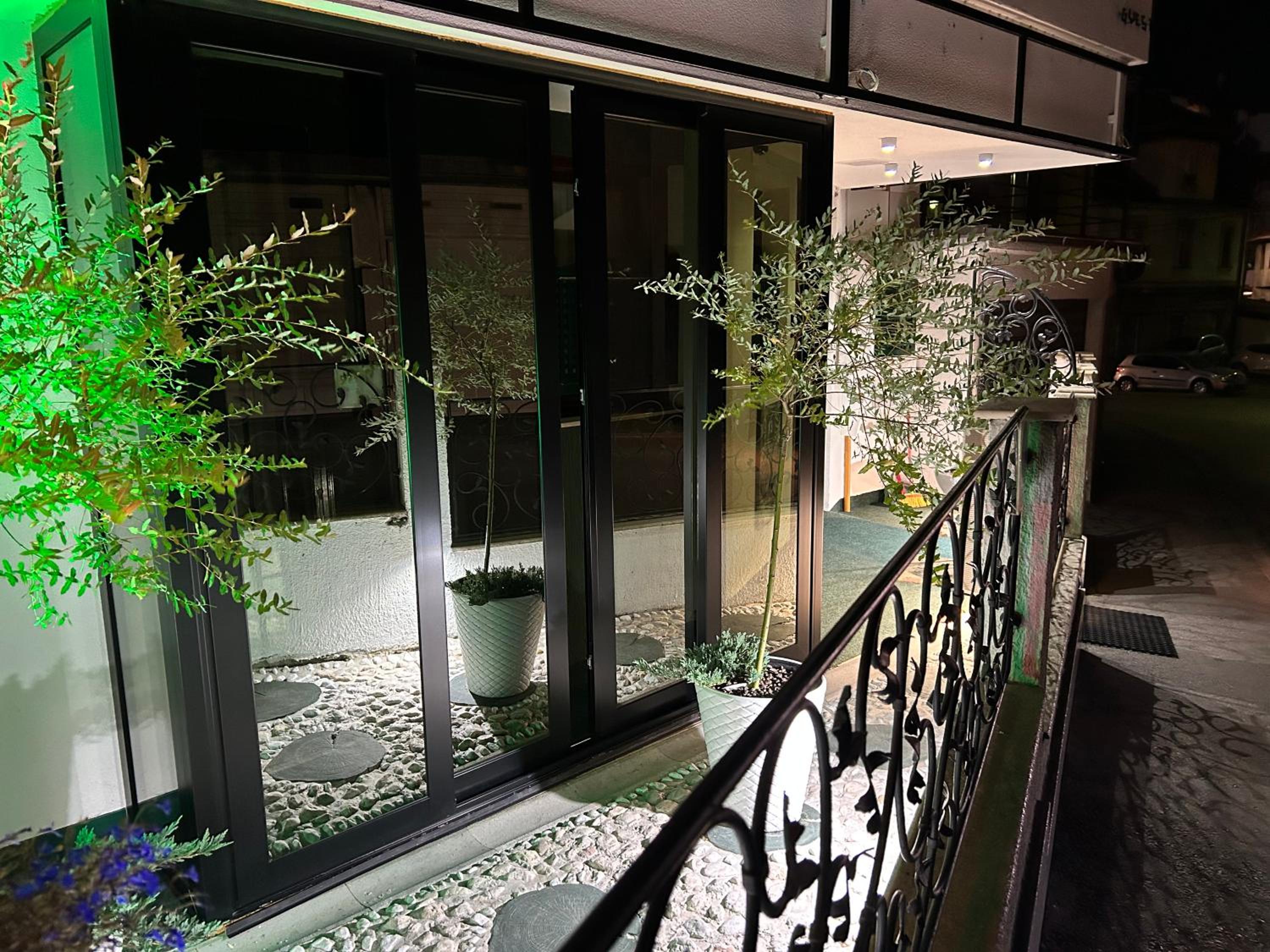 Halvat Guesthouse