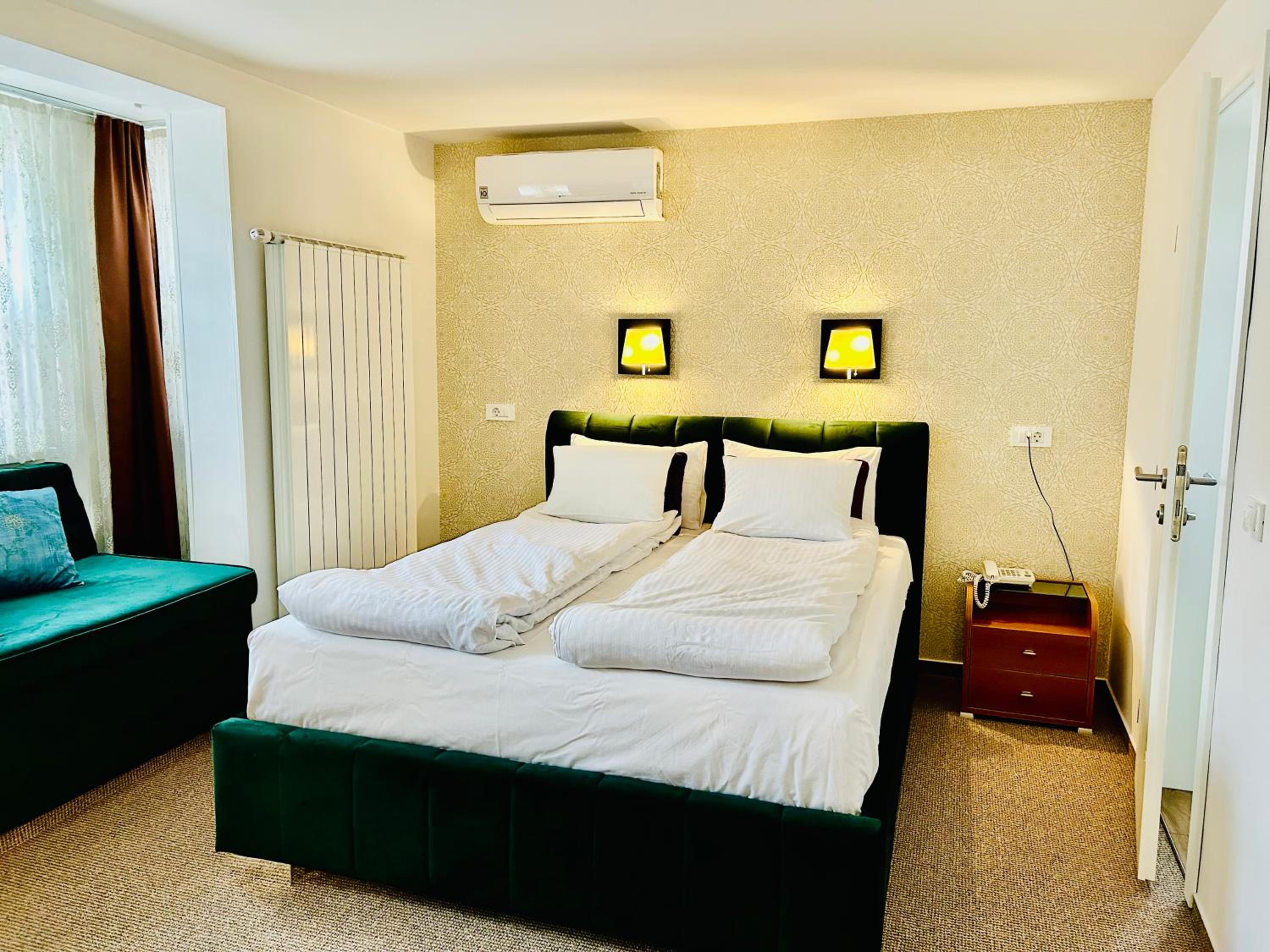 Halvat Guesthouse