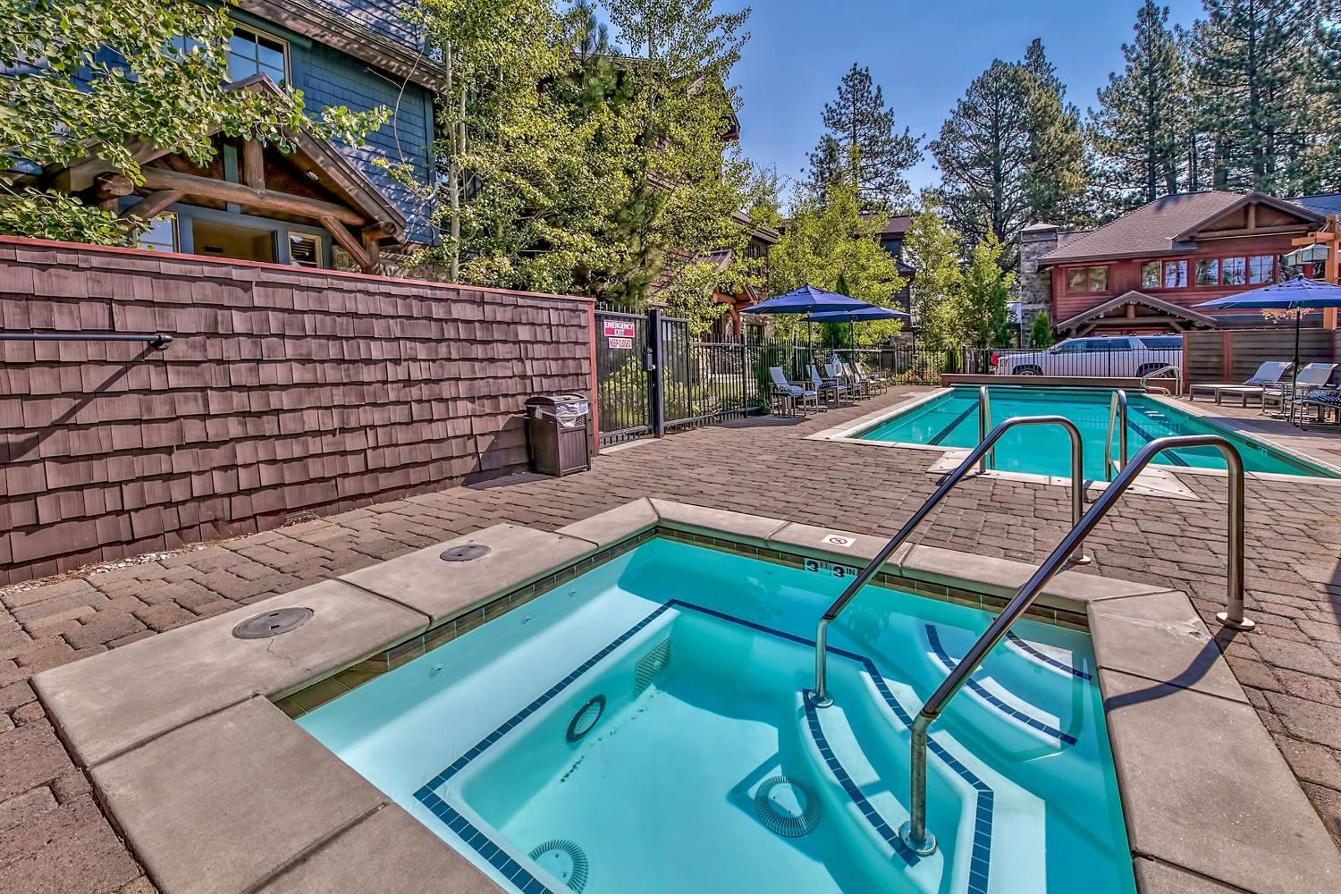 Lake Tahoe Vacations - Sierra Shores Four - Lakefront Vistas - Property Image 30