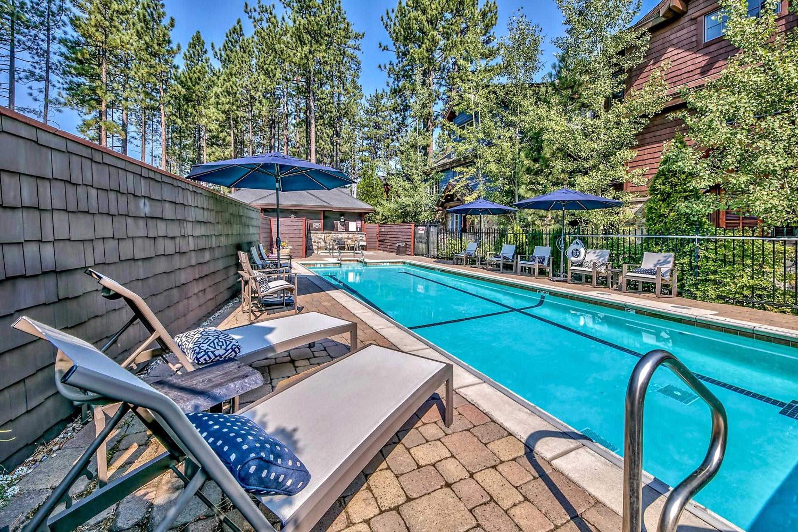 Lake Tahoe Vacations - Sierra Shores Four - Lakefront Vistas - Property Image 29